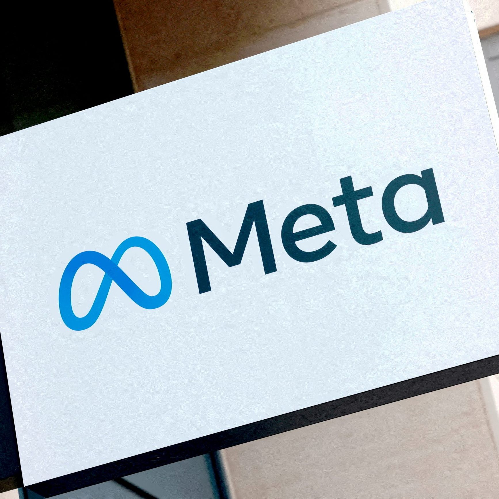 Datenschützer üben Kritik an Metas Abo-Modell.