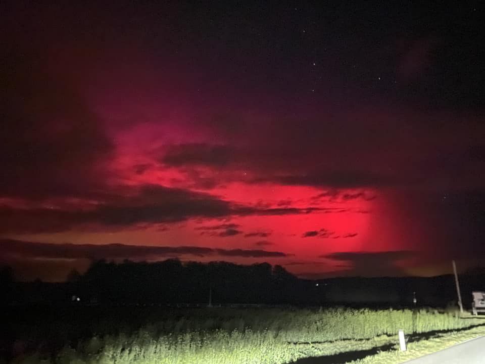 Polarlichtsichtung bei Waidhofen/Thaya im Waldviertel. Polarlichtsichtung bei Waidhofen/Thaya im Waldviertel.