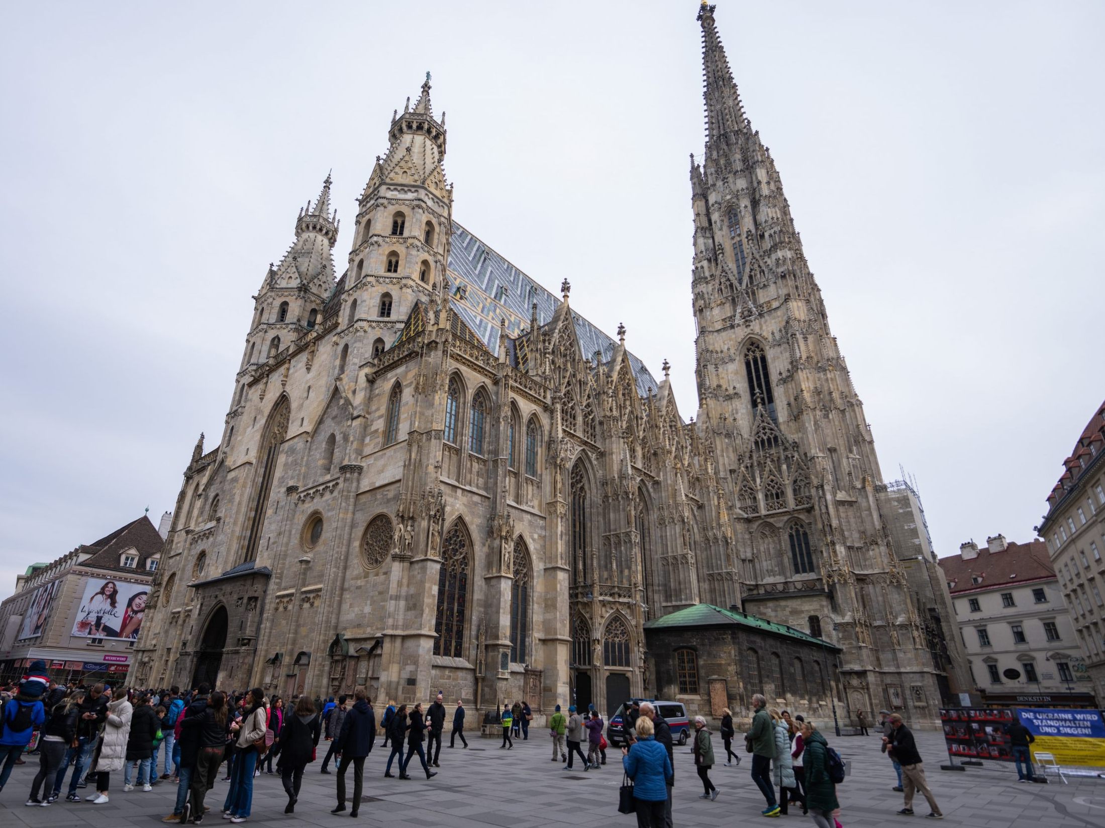 Der Wiener Stephansdom wurde zu einem gigantischen Musikinstrument. Der Wiener Stephansdom wurde zu einem gigantischen Musikinstrument.