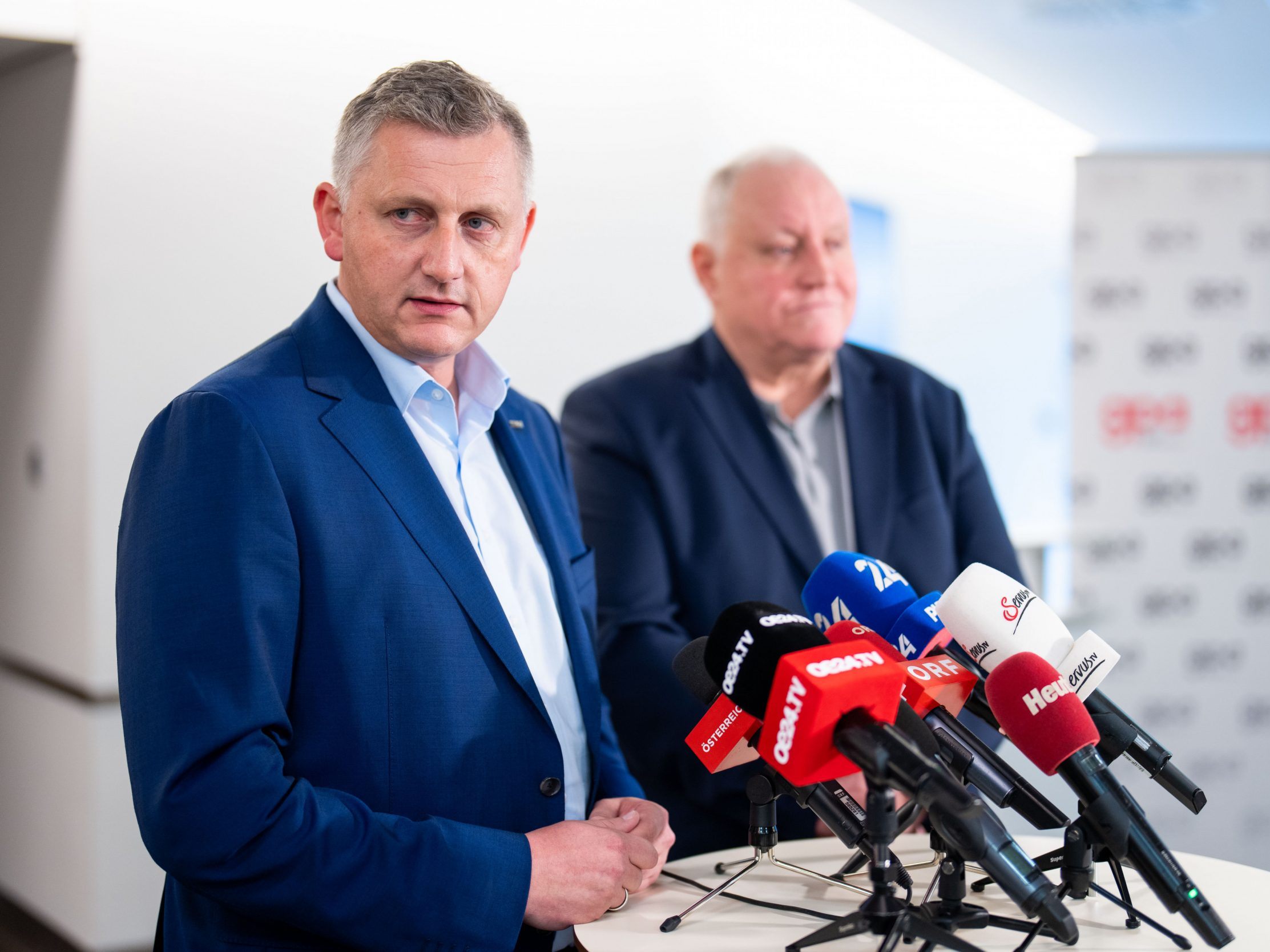 Nach 5 Runden droht die Gewerkschaft mit "massiven Streiks".