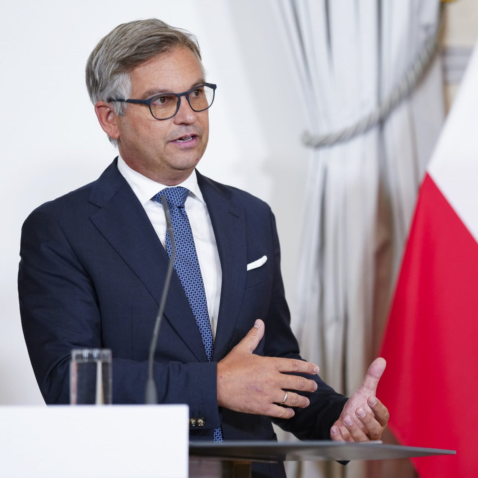 Finanzminister Brunner bietet eine Verlängerung der Teuerungsprämie an.