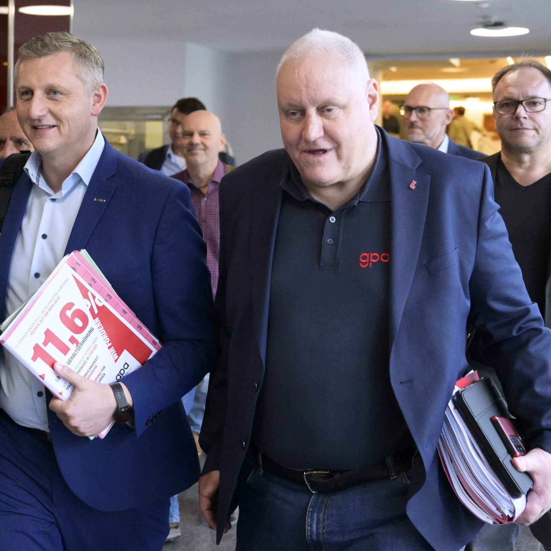 Den Auftakt bei den Streiks machen die Aufzugsmonteure in Wien.