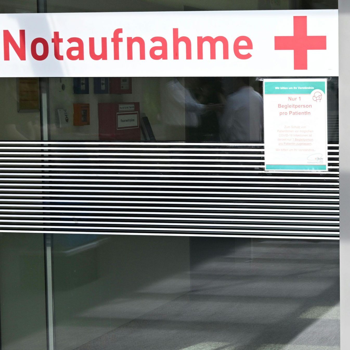 In den Einrichtungen des Wiener Gesundheitsverbundes gelten nun wieder strengere Corona-Maßnahmen.