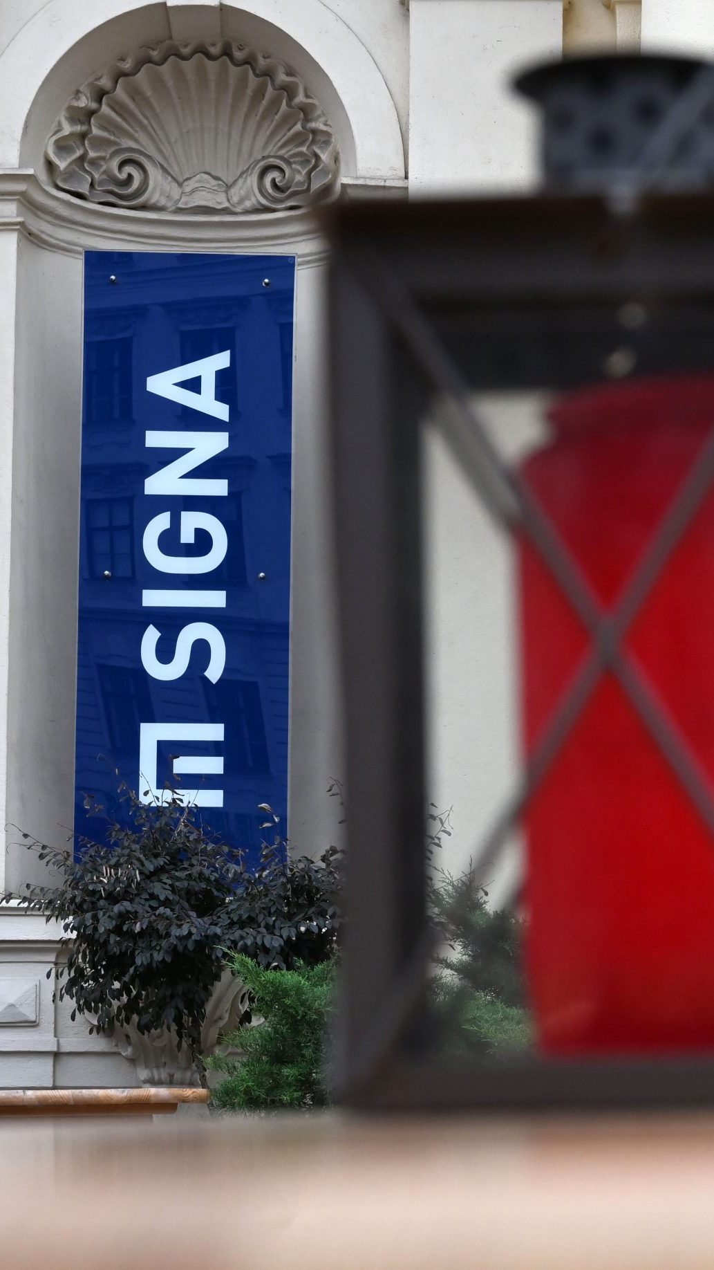 Im Bild: Signa-Logo in Wien.