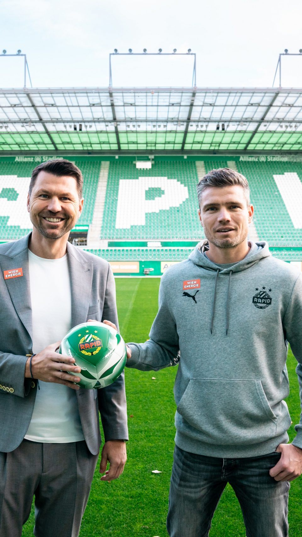 Rapid Wien fand mit Klauß - im Bild rechts - neuen Trainer.