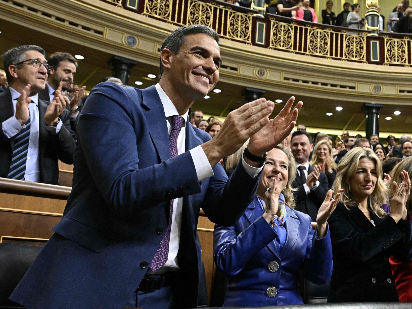 Pedro Sanchez wurde vom Parlament zum spanischen Ministerpräsidenten gewählt. Pedro Sanchez wurde vom Parlament zum spanischen Ministerpräsidenten gewählt.