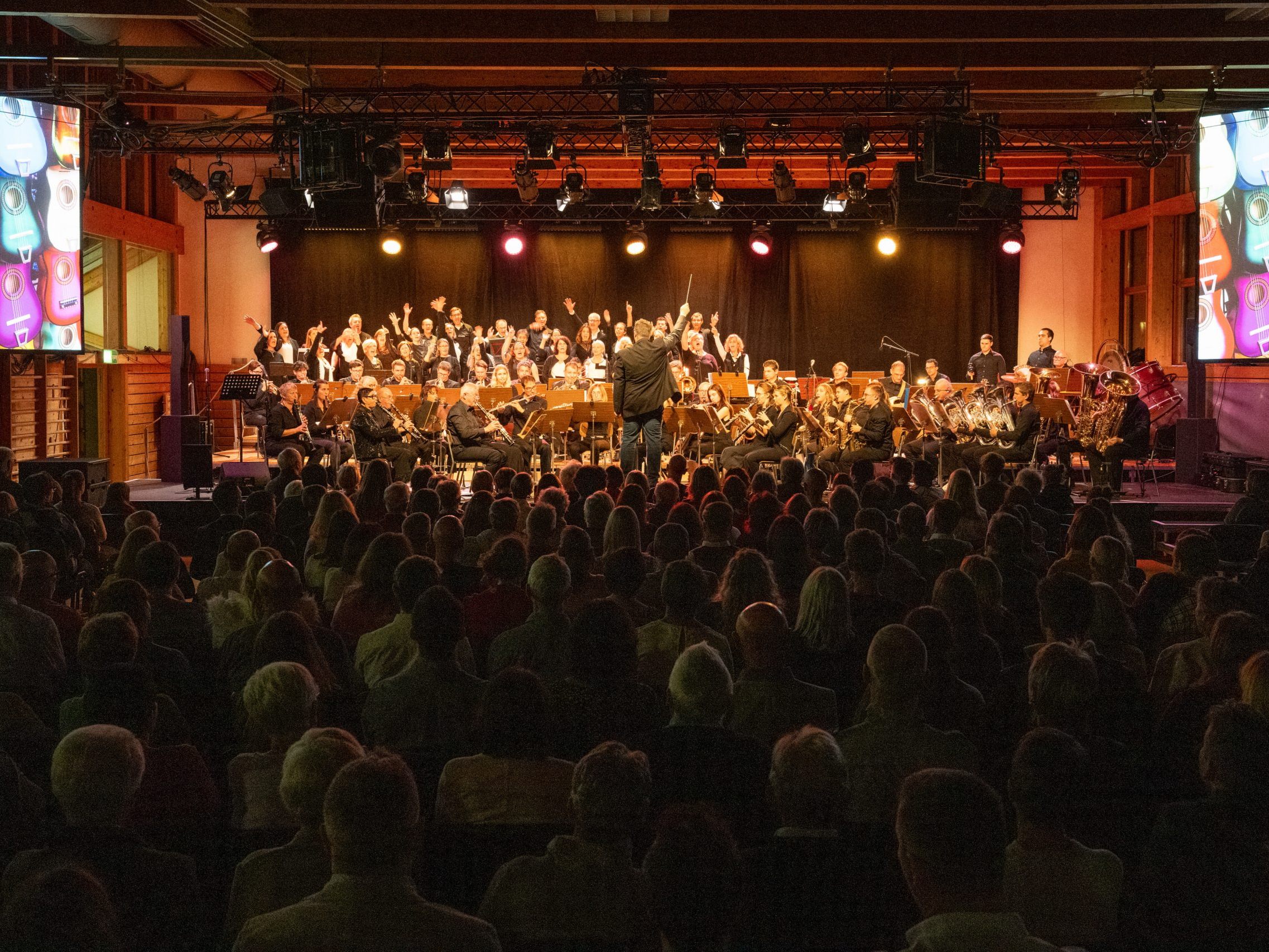 SYMPHONIC VOICES