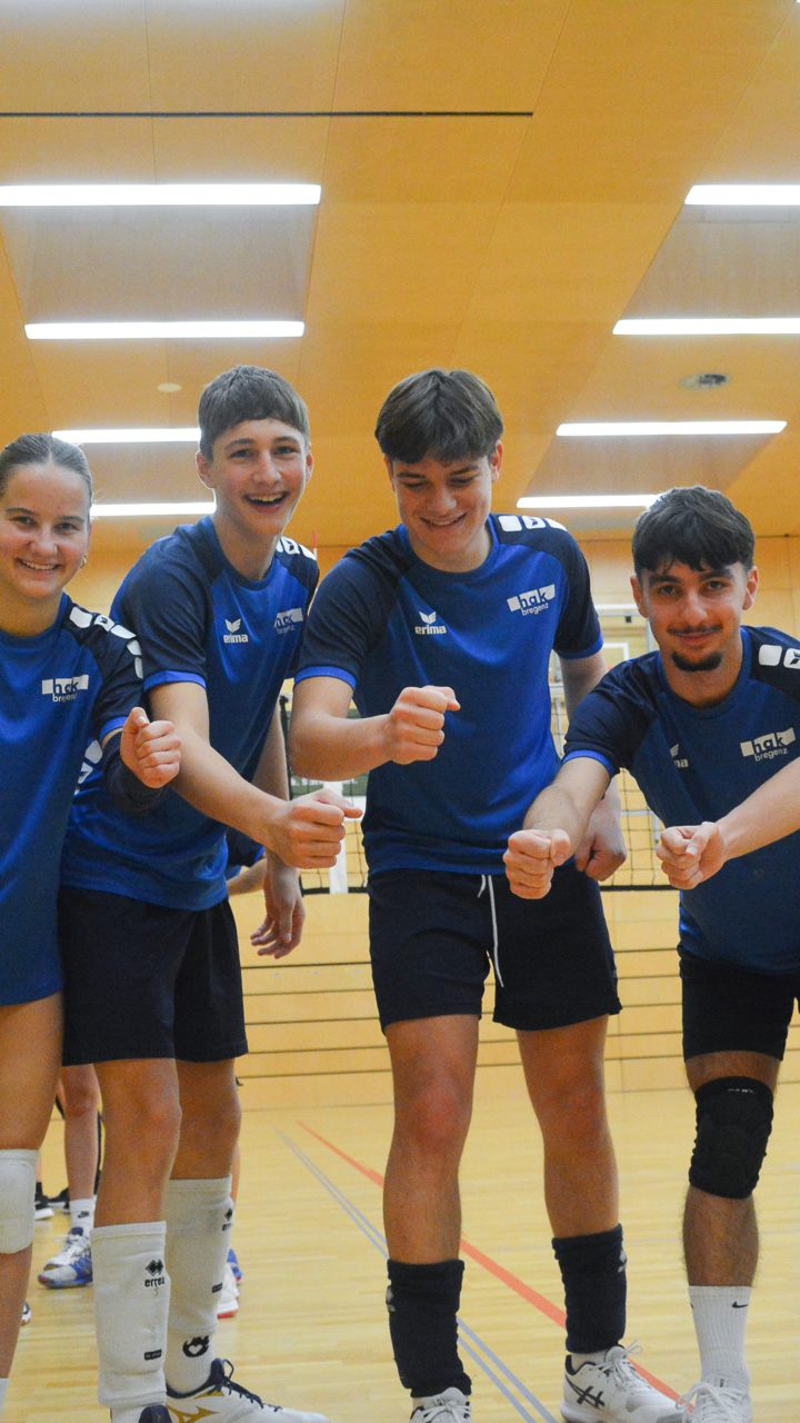 "Vamos" hieß der Schlachtruf der Schülerinnen und Schüler der HAK/HAS Bregenz bei den Schülerlandesmeisterschaften im Volleyball.