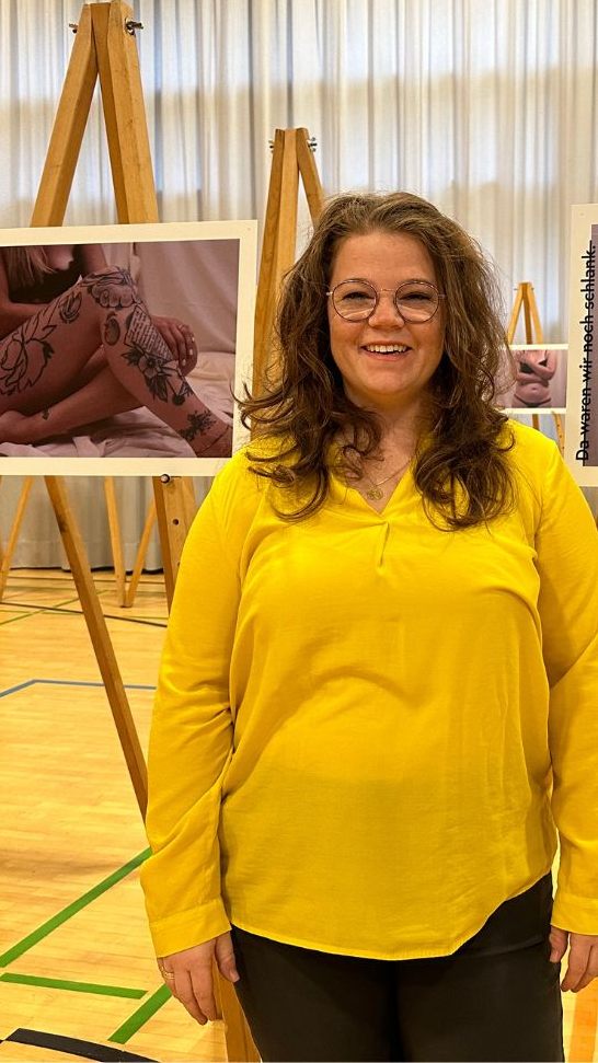 Rebecca Sonnweber zeigt, wie "schamlos schön" Vorarlbergerinnen sind.