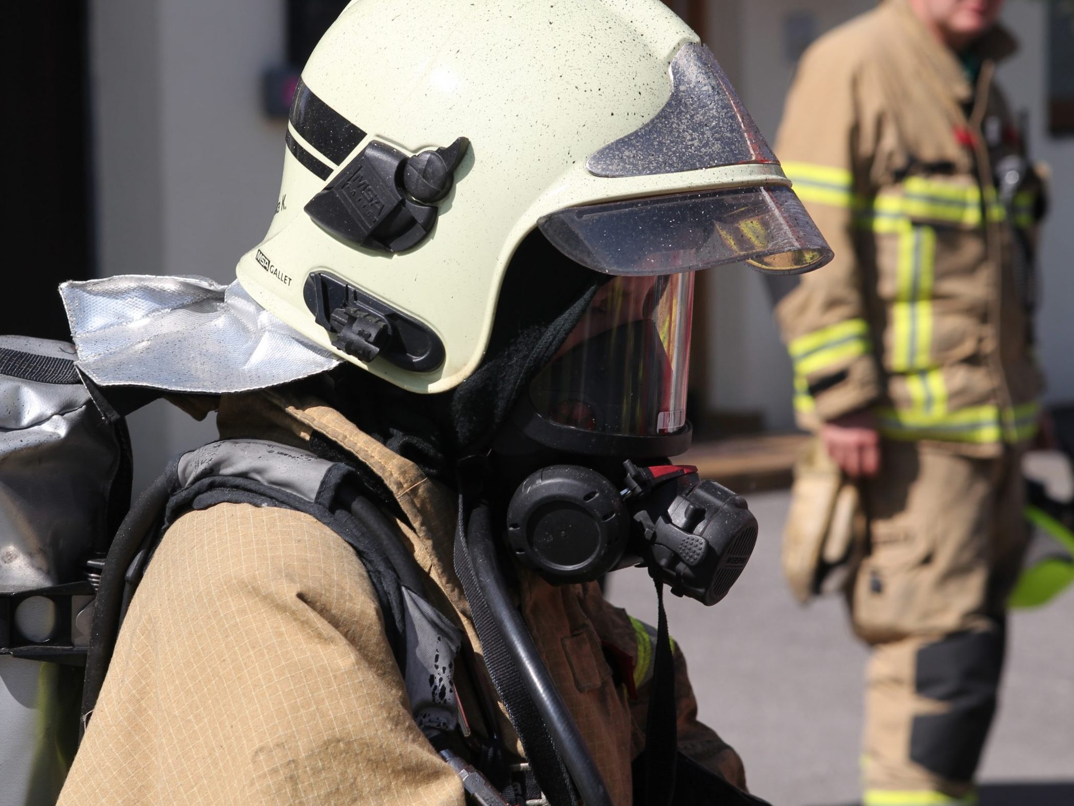 Feuerwehr löschte Garagenbrand (Symbolbild).