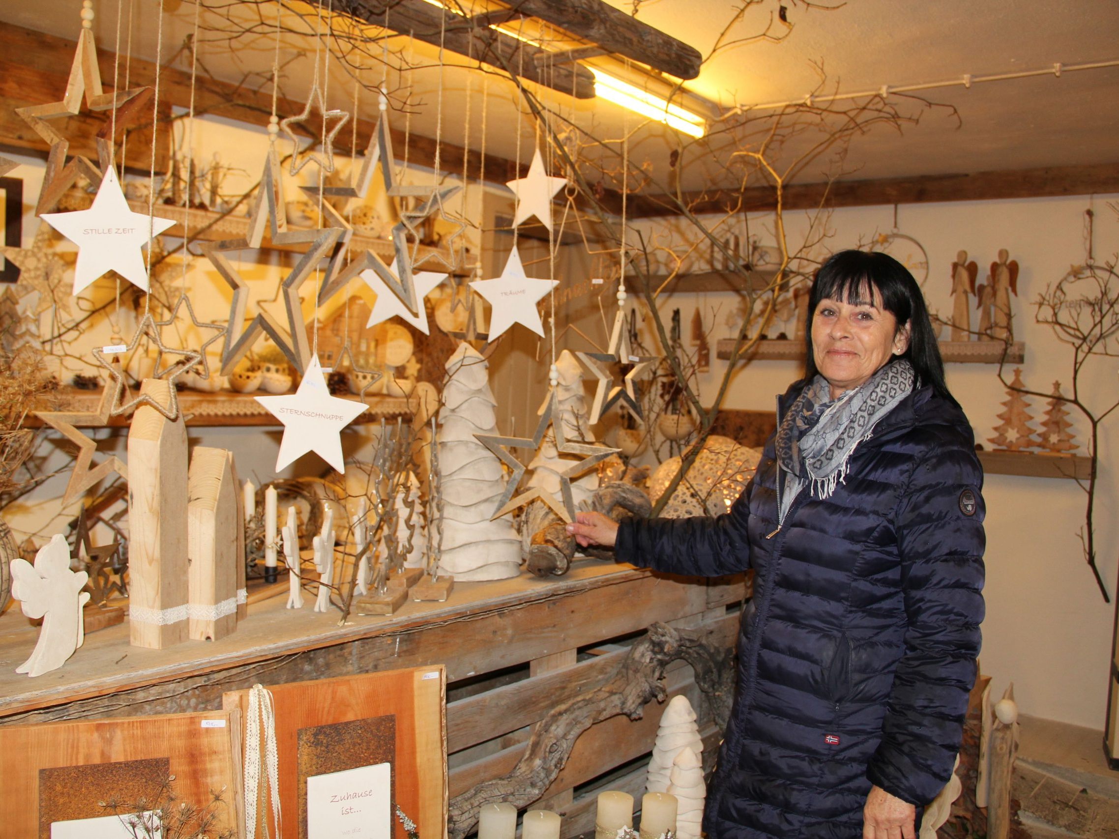 Gabi Vonderleu arbeitet bereits Monate zuvor an den diversen Ausstellungsstücken. Gabi Vonderleu arbeitet bereits Monate zuvor an den diversen Ausstellungsstücken.