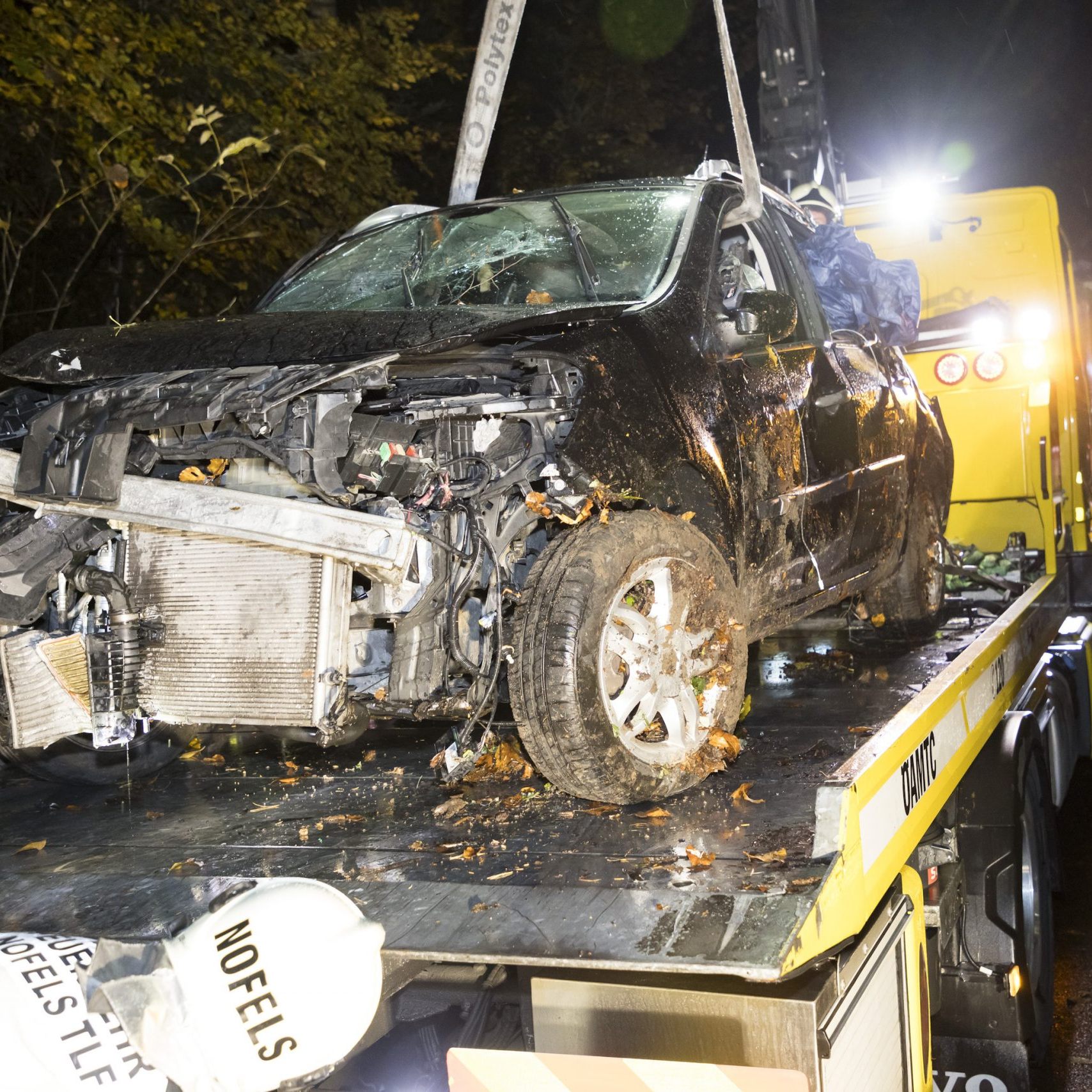 Am Fehrzeug entstand Totalschaden