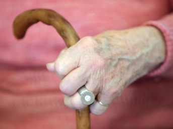 Der niederösterreichische Pflegescheck wurde bereits 18.000 Mal beantragt. Der niederösterreichische Pflegescheck wurde bereits 18.000 Mal beantragt.