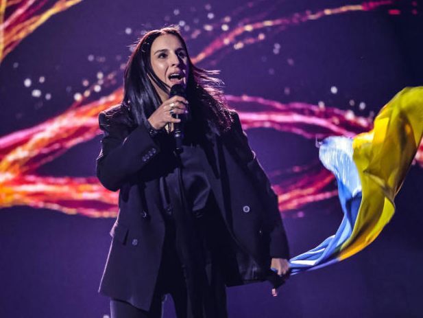 Russland schreibt die ESC-Siegerin Jamala zur Fahndung aus. Russland schreibt die ESC-Siegerin Jamala zur Fahndung aus.
