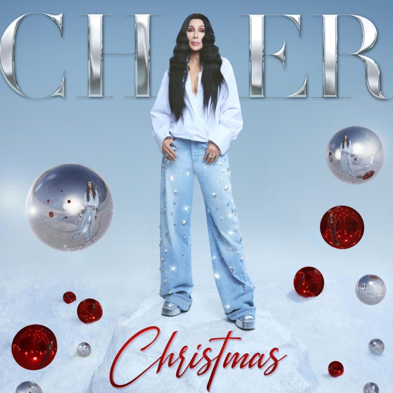 Cher bringt erstmals ein Weihnachtsalbum heraus.