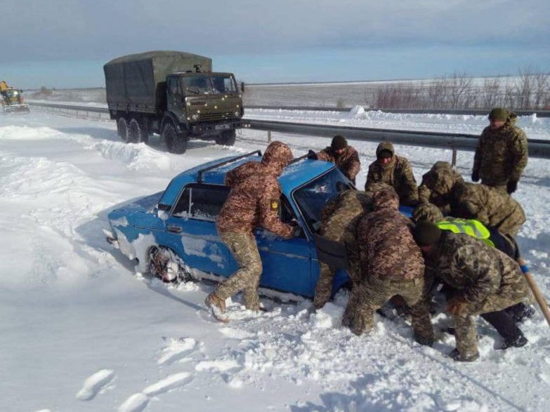 Schwere Unwetter in der Ukraine forderten bisher zehn Todesopfer. Schwere Unwetter in der Ukraine forderten bisher zehn Todesopfer.