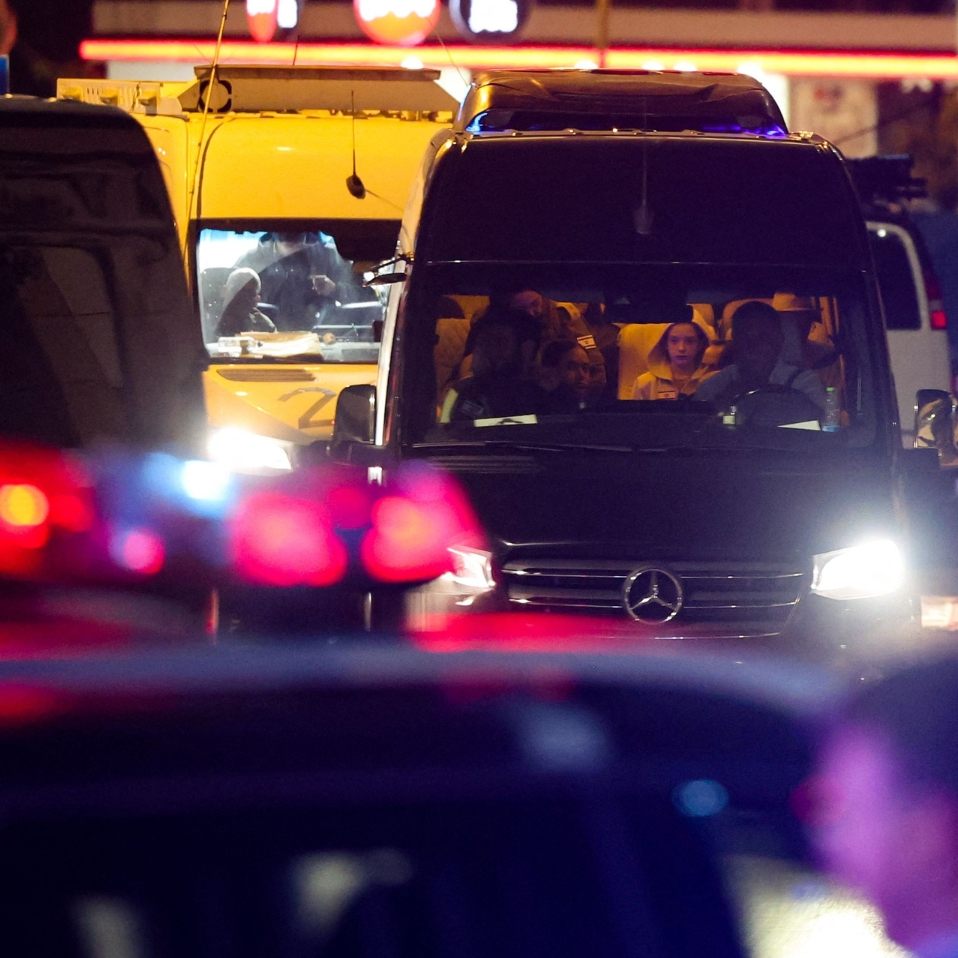 Am Vortag hatte die islamistische Hamas eine zweite Gruppe von insgesamt 17 Geiseln aus dem Gazastreifen freigelassen.