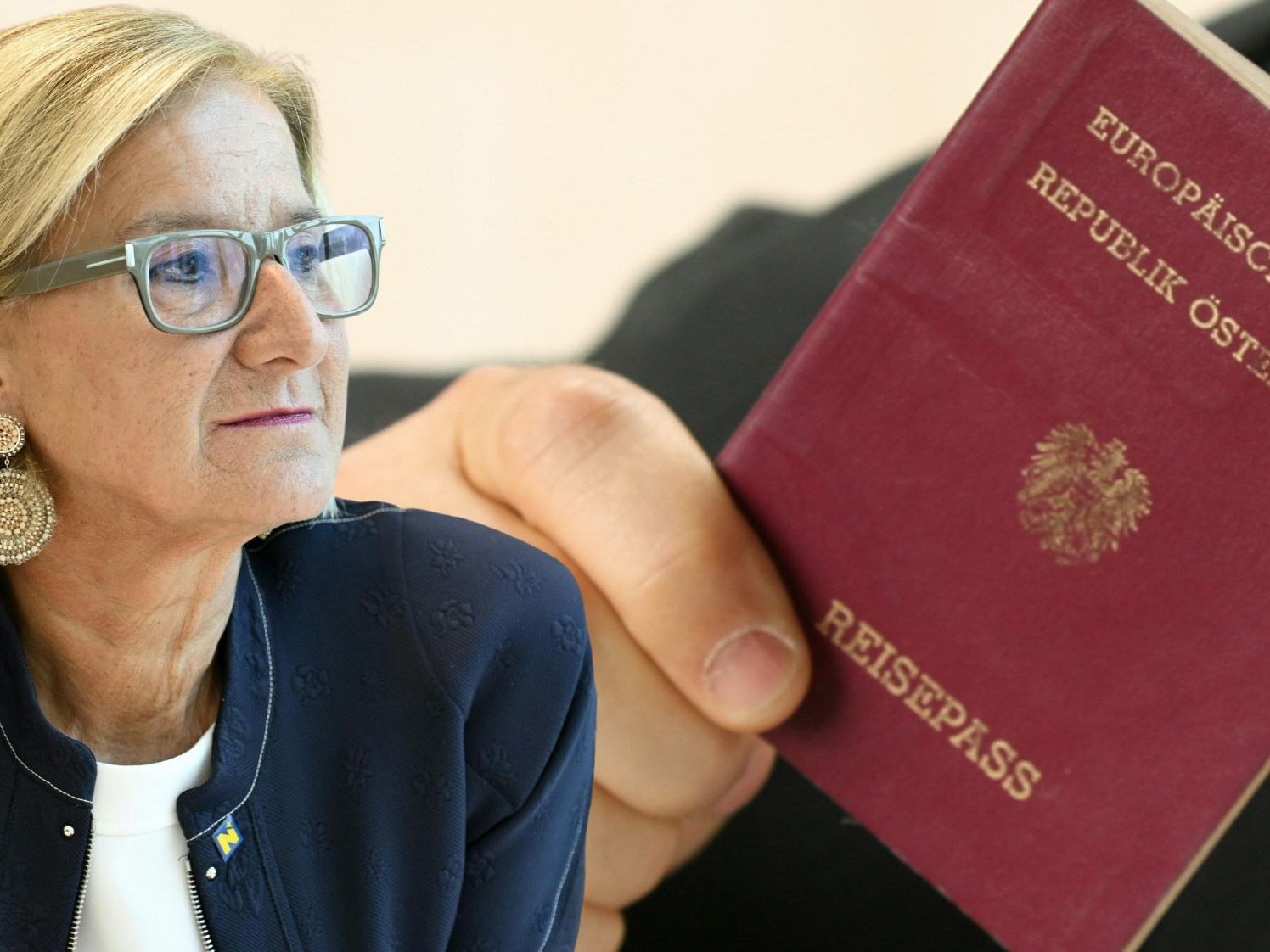 "Null-Toleranz-Initiative" mit Maßnahmen gegen Antisemitismus und für bessere Integration. "Null-Toleranz-Initiative" mit Maßnahmen gegen Antisemitismus und für bessere Integration.