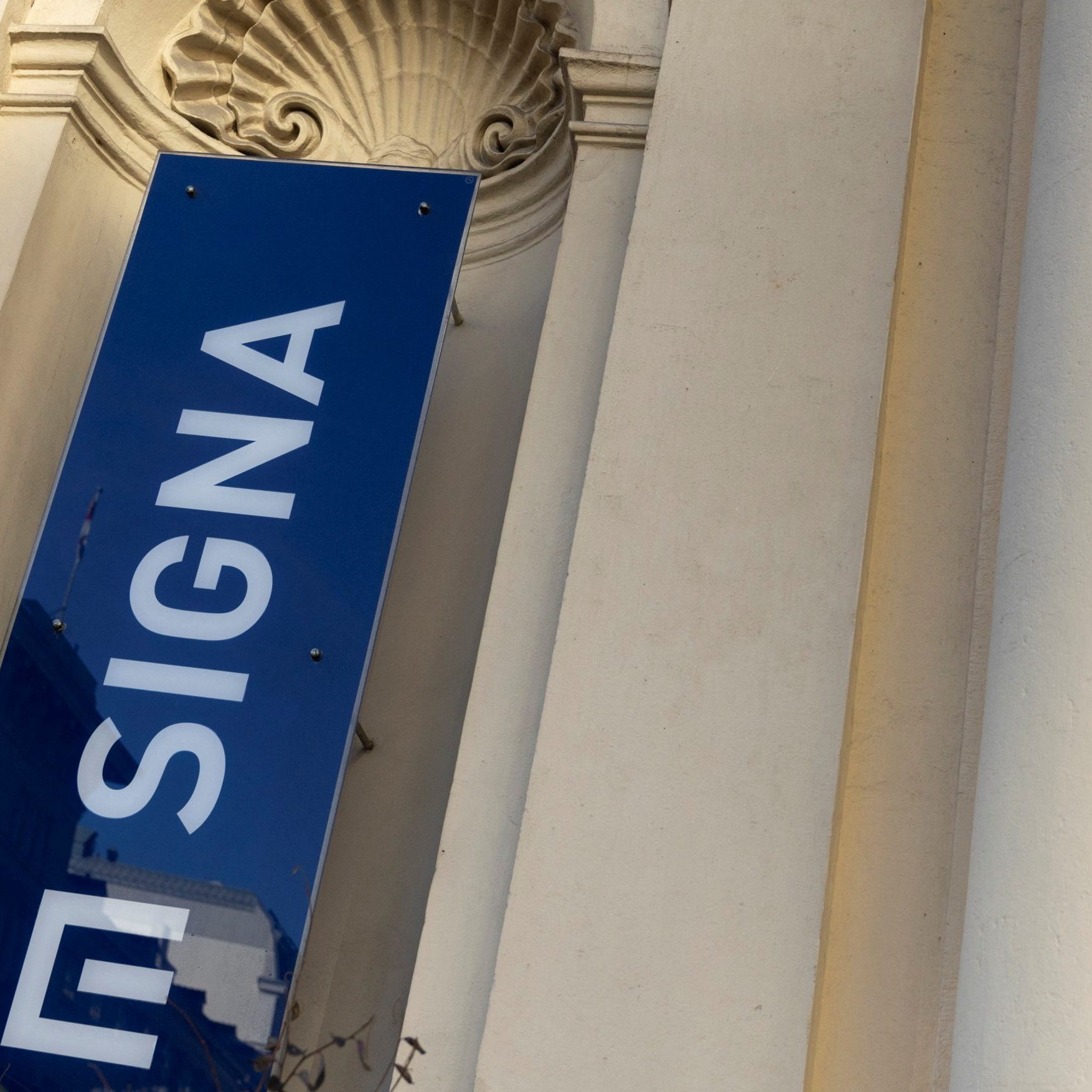 Die Signa verkauft Ihre Anteile der Kronen Zeitung und des Kurier.