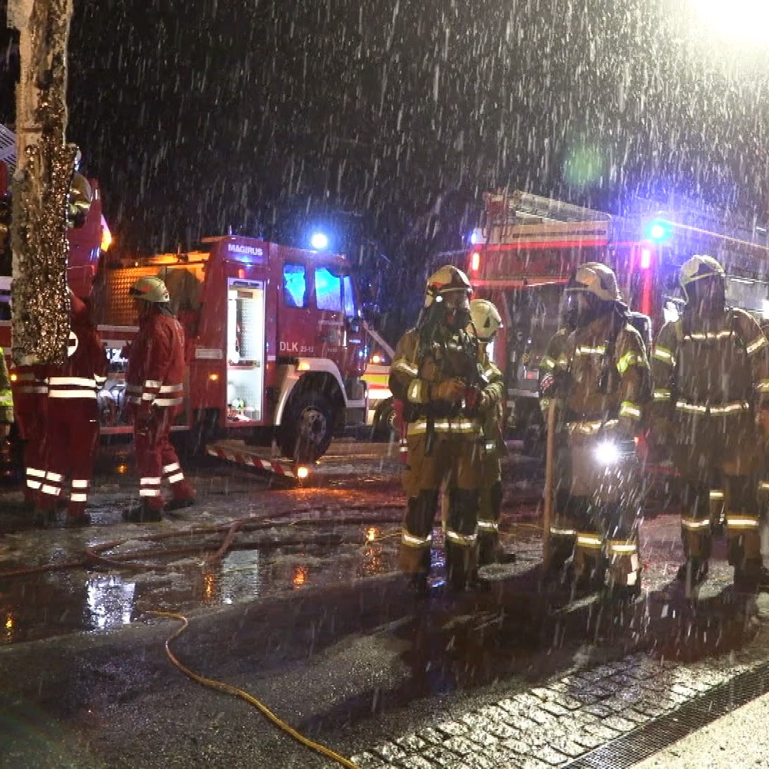 Die Feuerwehr musste zu einem Containerbrand ausrücken.
