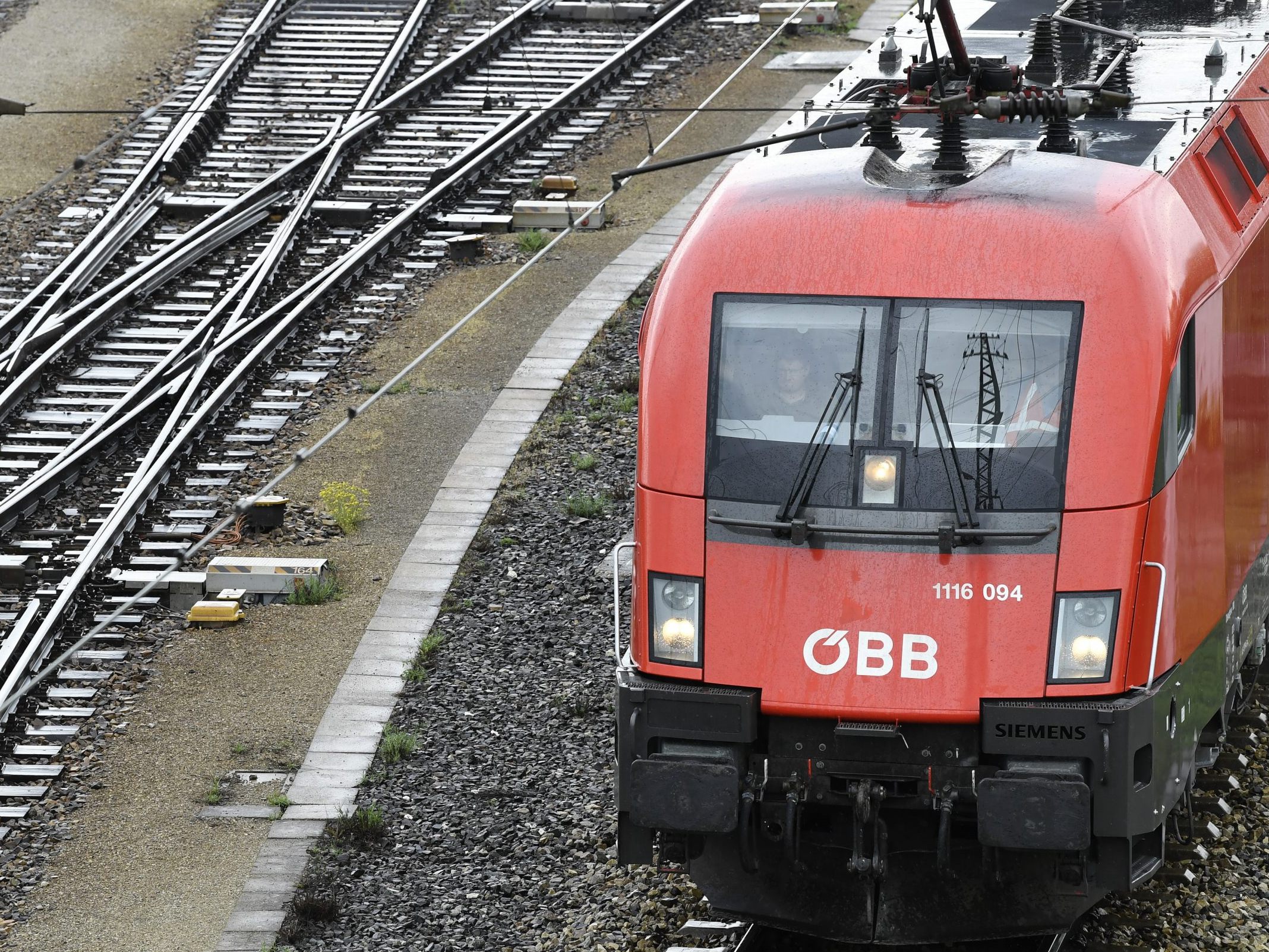 Der ORF berichtet über verärgerte ÖBB-Passagiere auf der Südstrecke. Der ORF berichtet über verärgerte ÖBB-Passagiere auf der Südstrecke.