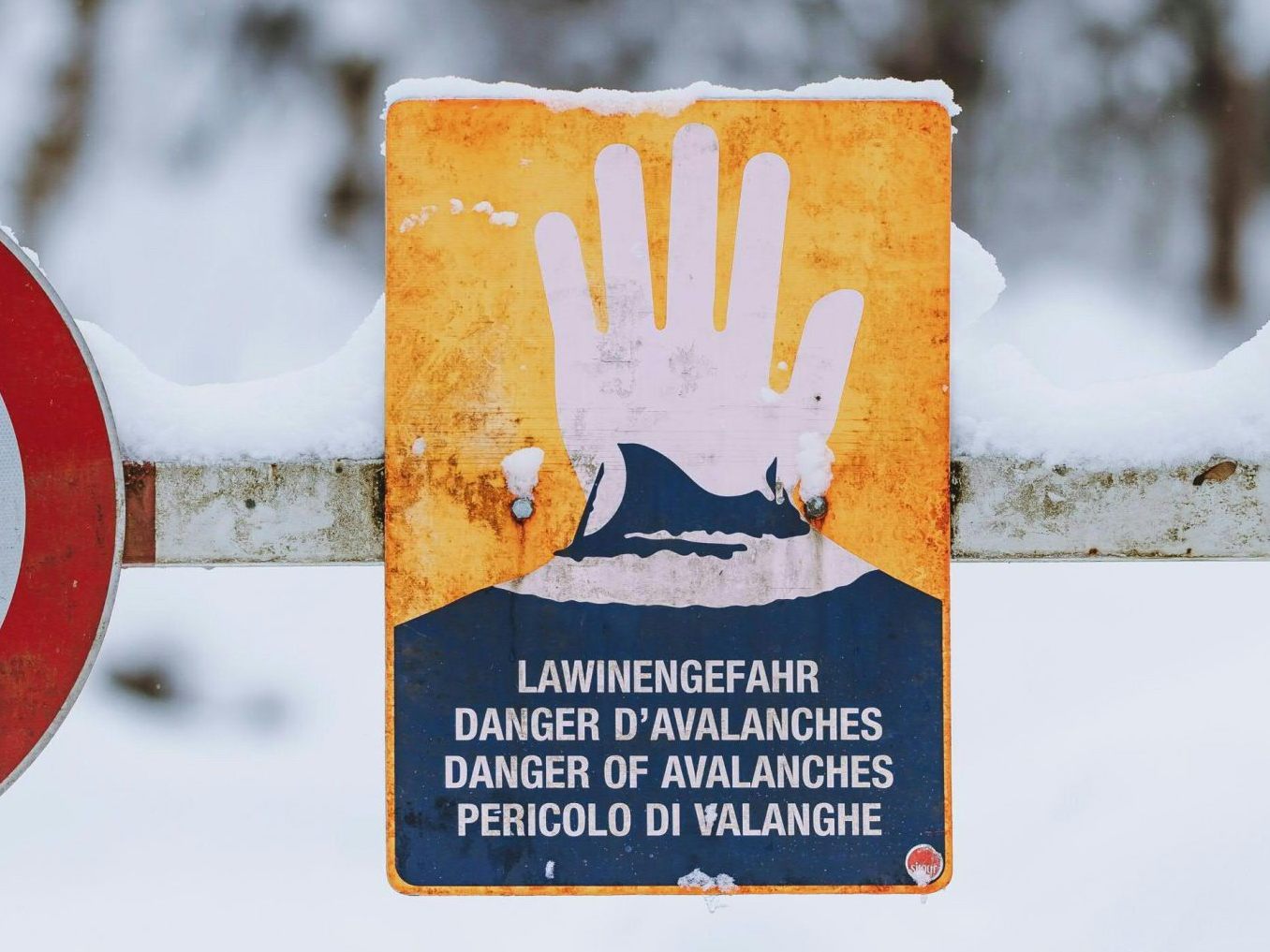 Der Schneefall der vergangenen Nacht sorgt für eine angespannte Lawinenlage.