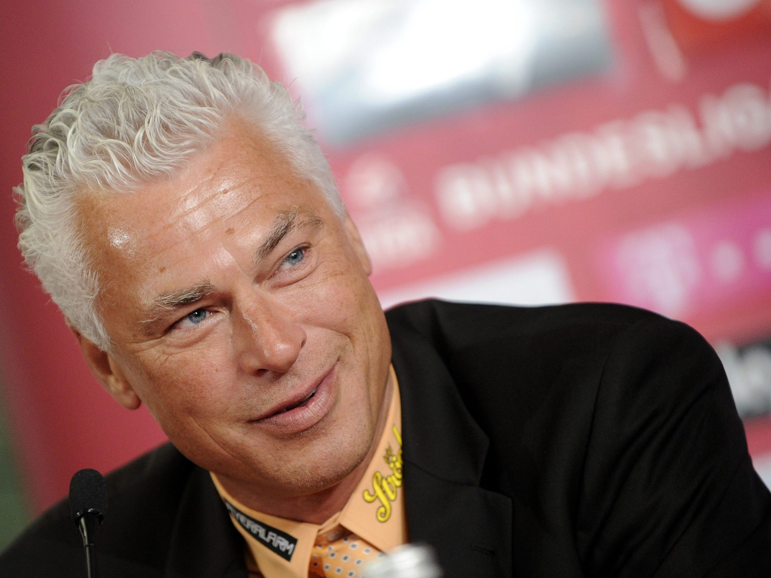 Sorge um Fußball-Legende Toni Polster. Sorge um Fußball-Legende Toni Polster.