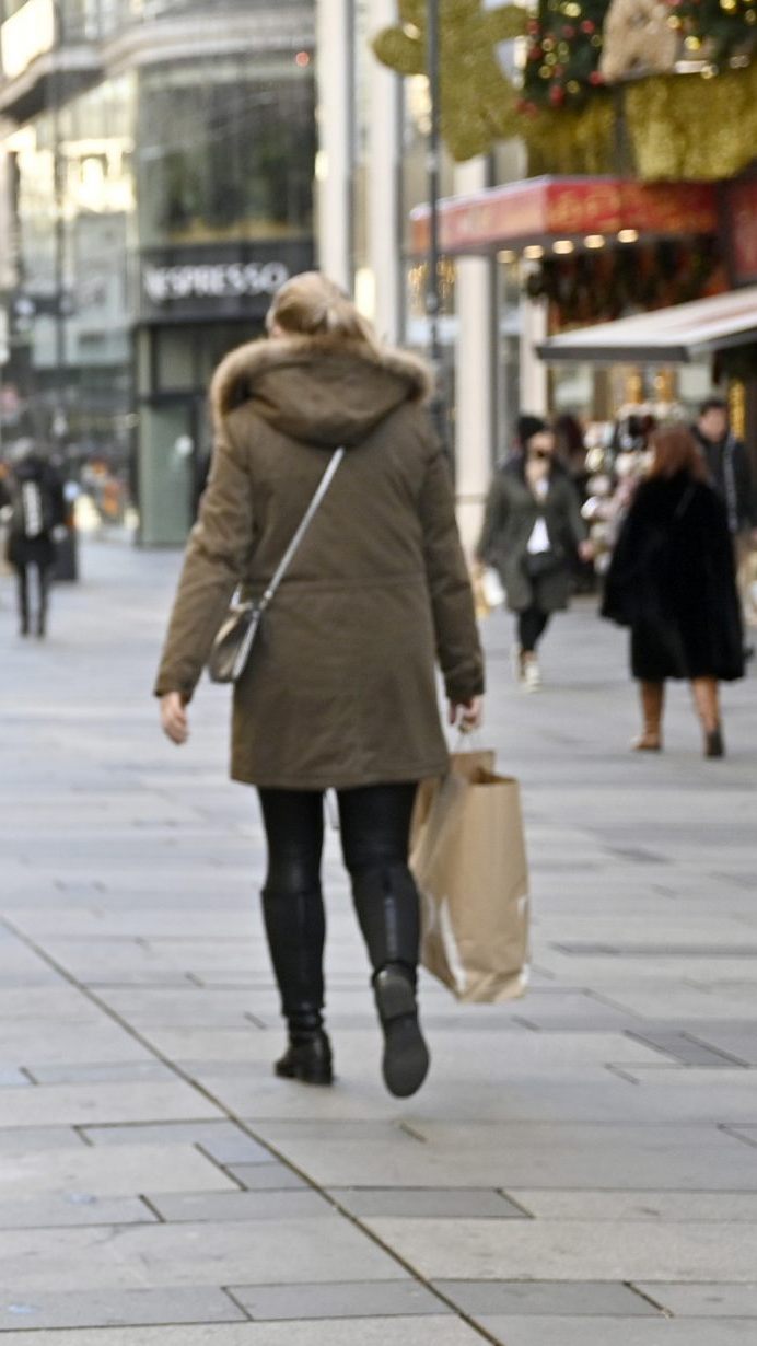 Der Handel sorgt sich um das Weihnachtsgeschäft.