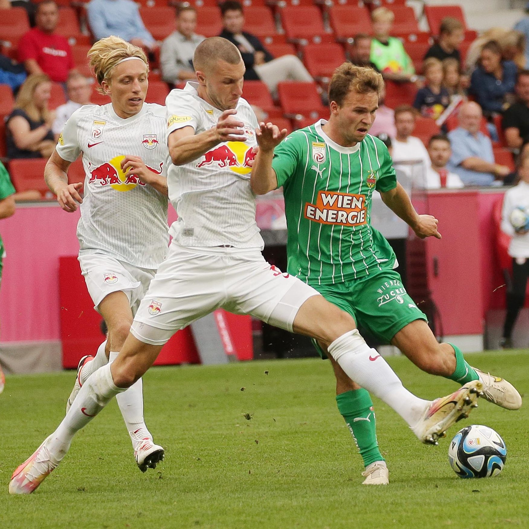 Rapid fordert Salzburg in Wien.