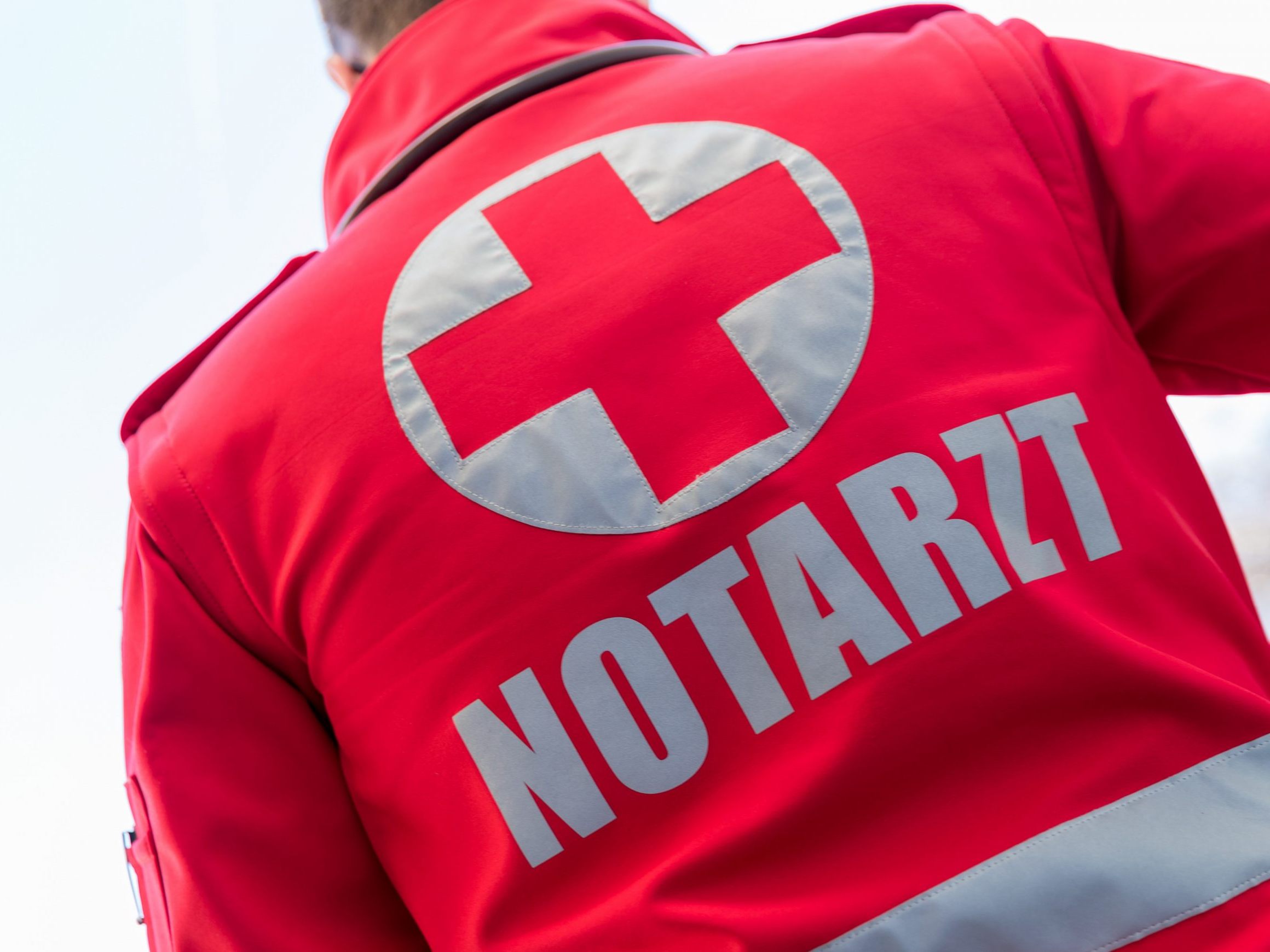 Die Frau verstarb noch an der Unfallstelle. Die Frau verstarb noch an der Unfallstelle.