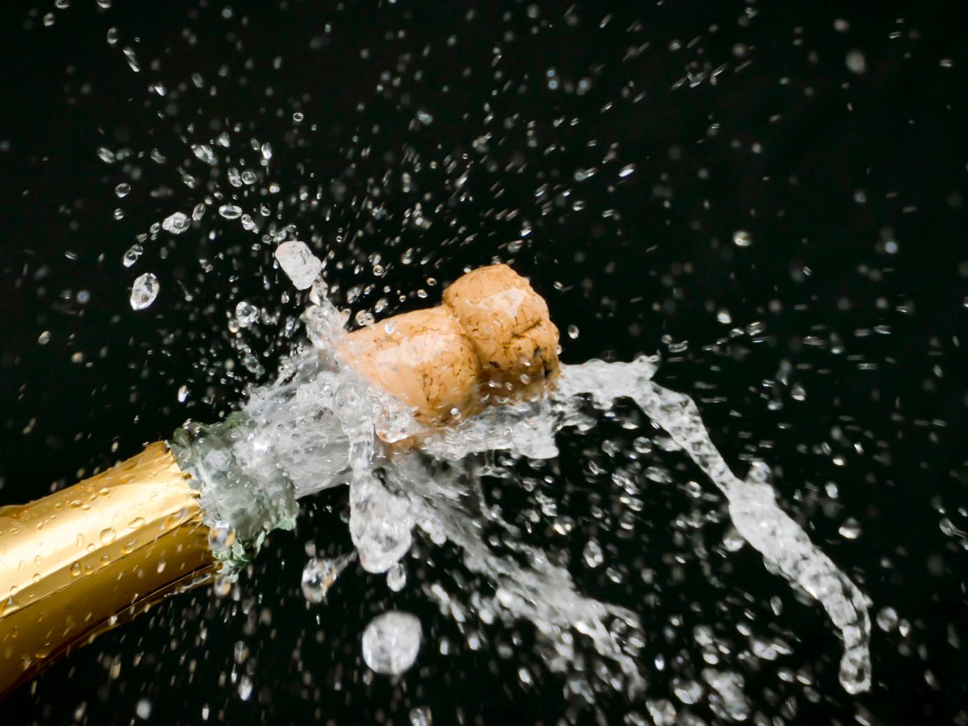 Darum knallen Sektkorken.