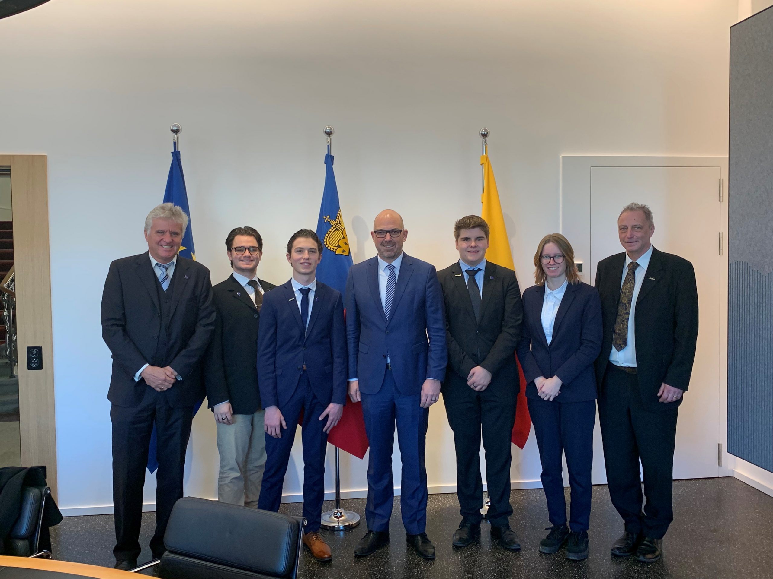 Die hak has fk zu Besuch bei Dr. Risch in Vaduz. Die hak has fk zu Besuch bei Dr. Risch in Vaduz.