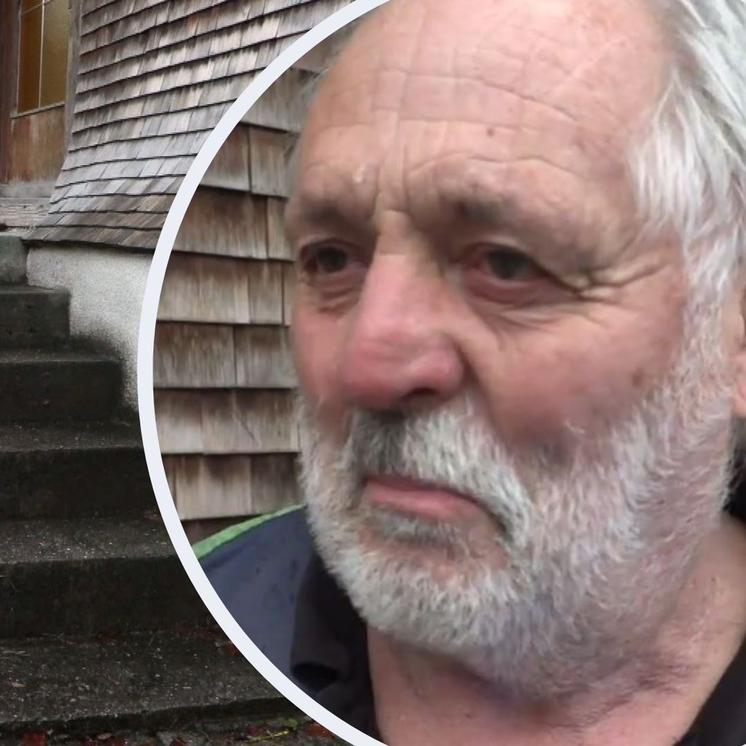 Hausbesitzer Leo Ratz blieb entspannt, nachdem ein Auto in seine Stiege krachte.