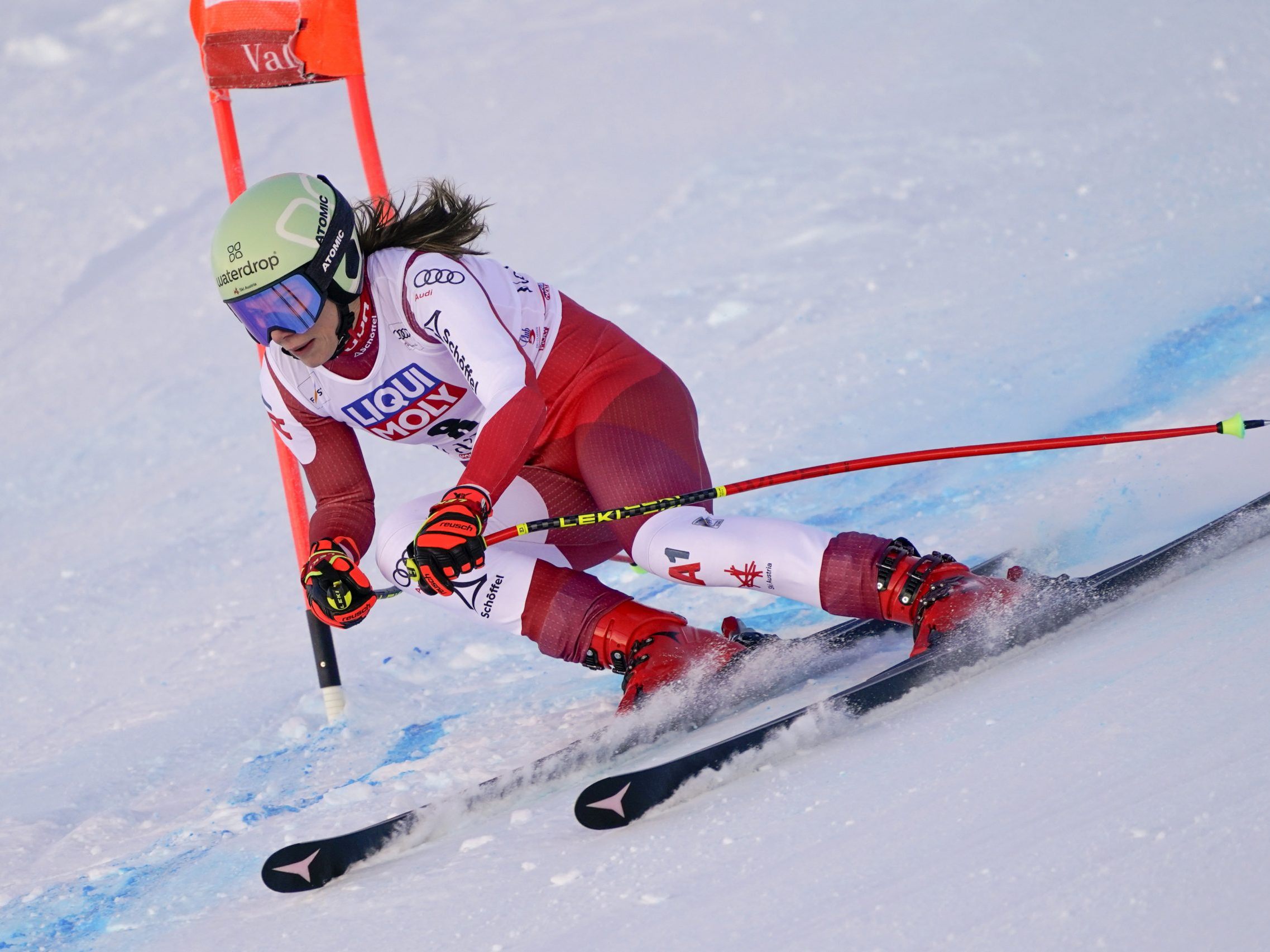 Mirjam Puchner will in Val d'Isere voll angreifen. Mirjam Puchner will in Val d'Isere voll angreifen.