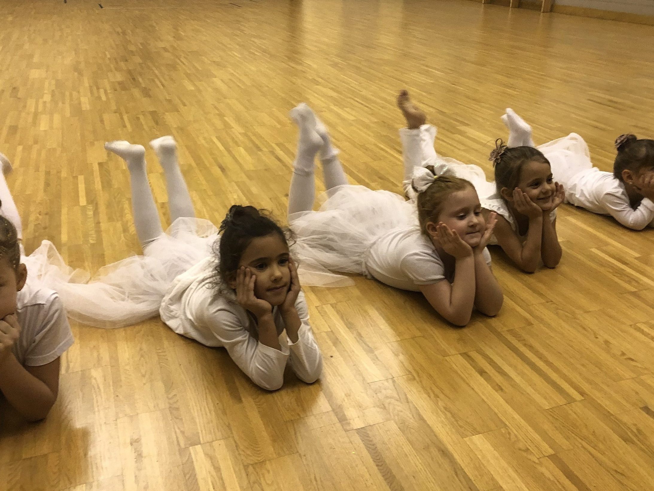 Die süßen Turnmäuse begeisterten mit ihrer Aufführung. Die süßen Turnmäuse begeisterten mit ihrer Aufführung.