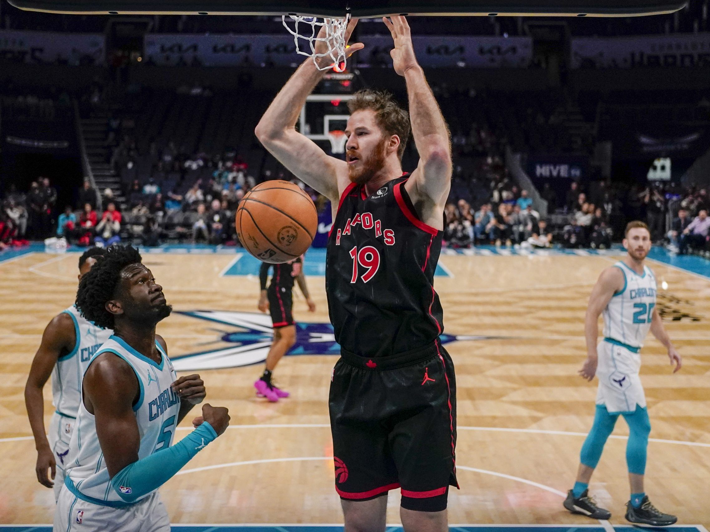 Jakob Pöltl ist vor Weihnachten mit den Toronto Raptors im Einsatz.