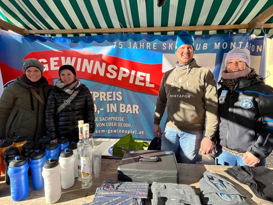 Erfolgreicher Verkaufsstart beim Silbriga Sonntig Markt in Schruns