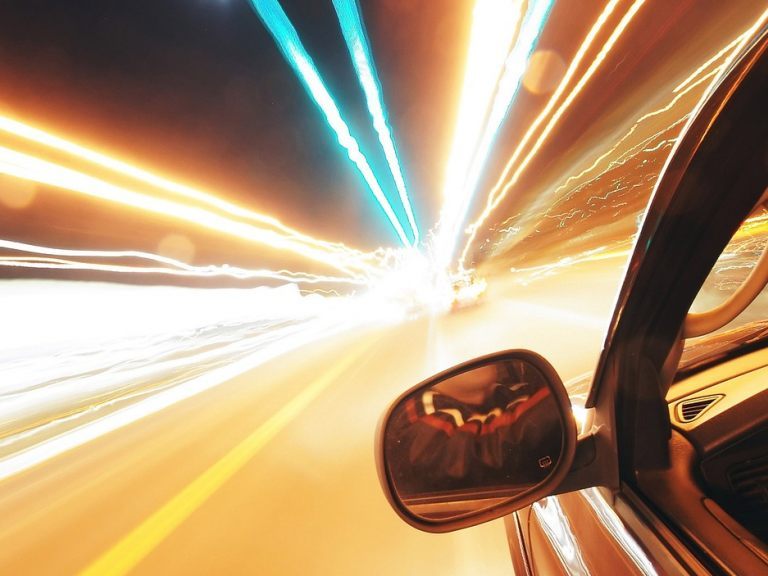 Ein 43-Jähriger war betrunken und ohne Führerschein auf der A22 unterwegs. Ein 43-Jähriger war betrunken und ohne Führerschein auf der A22 unterwegs.