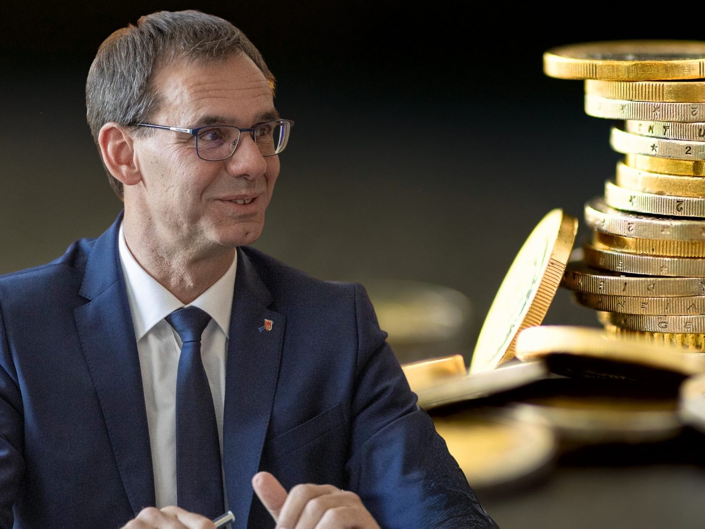 Die Politikergehälter steigen.