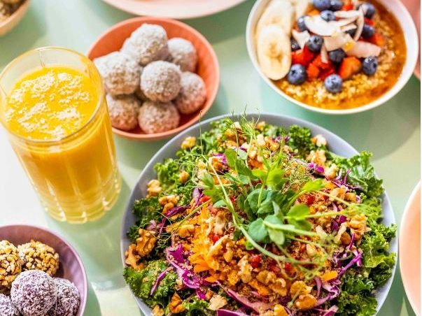 Wer auf der Suche nach einem guten veganen Restaurant in Wien ist, wird mit "The Lala" fündig. Wer auf der Suche nach einem guten veganen Restaurant in Wien ist, wird mit "The Lala" fündig.