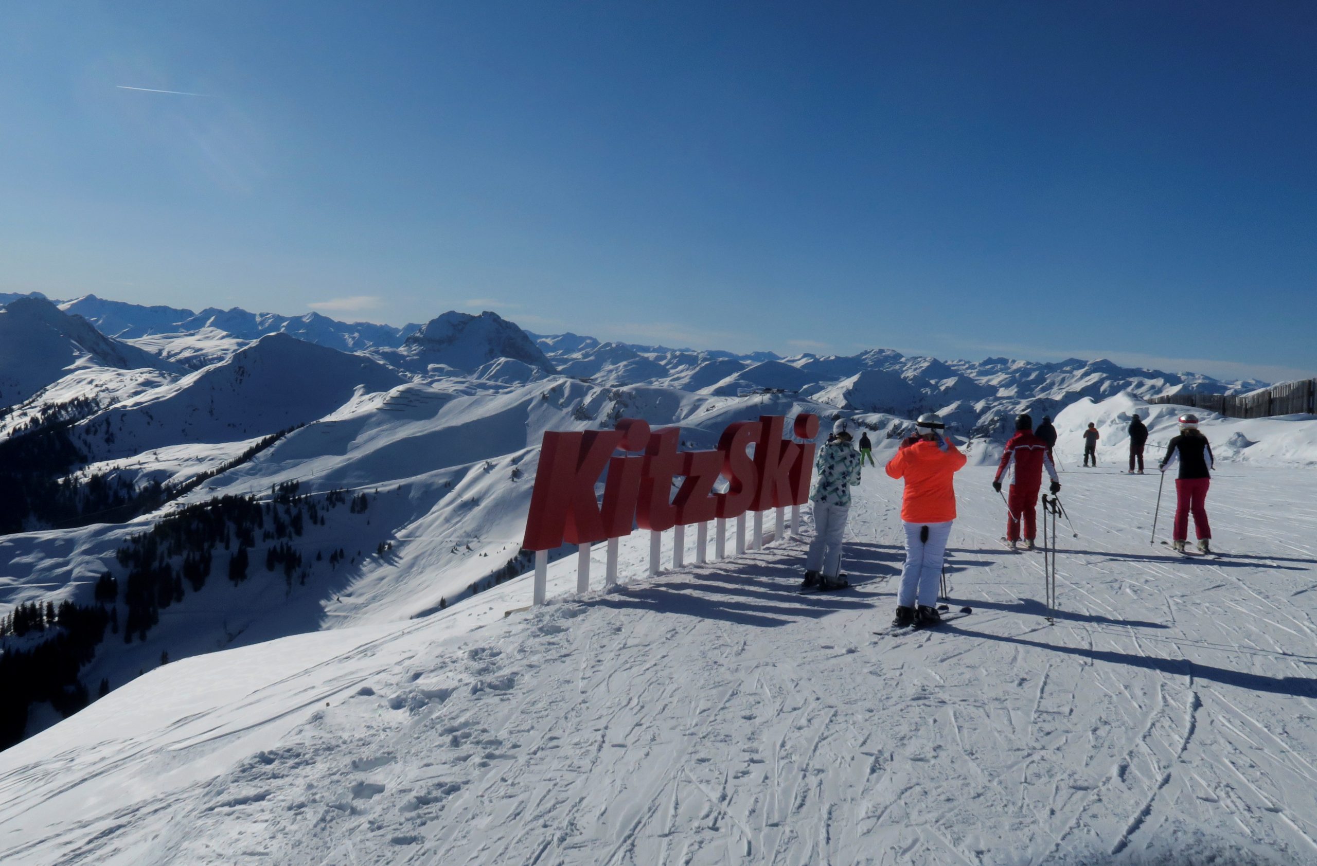bsturz in einem Graben im Skigebiet KitzSki in Tirol