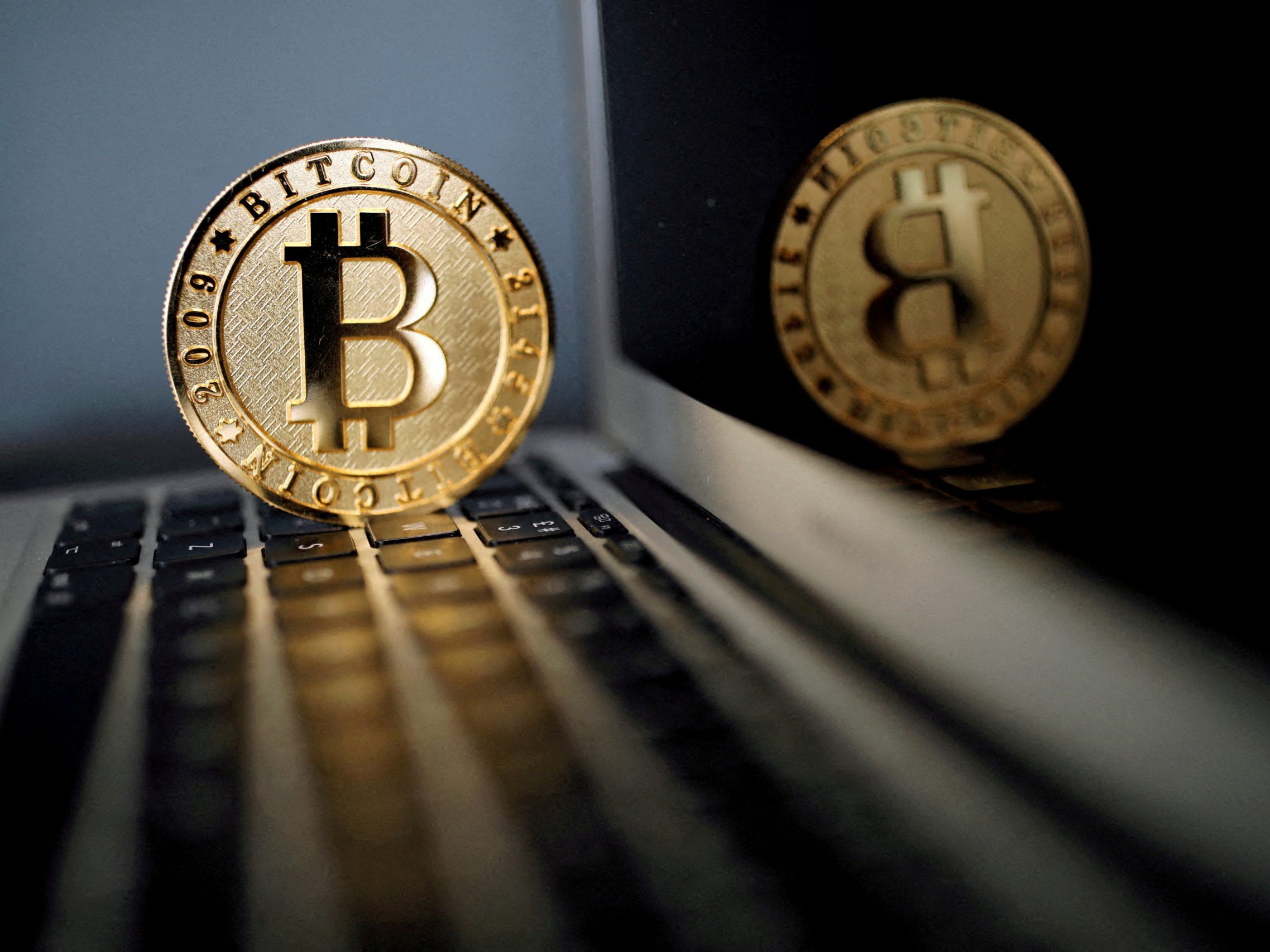 Bitcoin erreichte mit 45.488 Dollar einen 21-Monats-Höchststand. Bitcoin erreichte mit 45.488 Dollar einen 21-Monats-Höchststand.