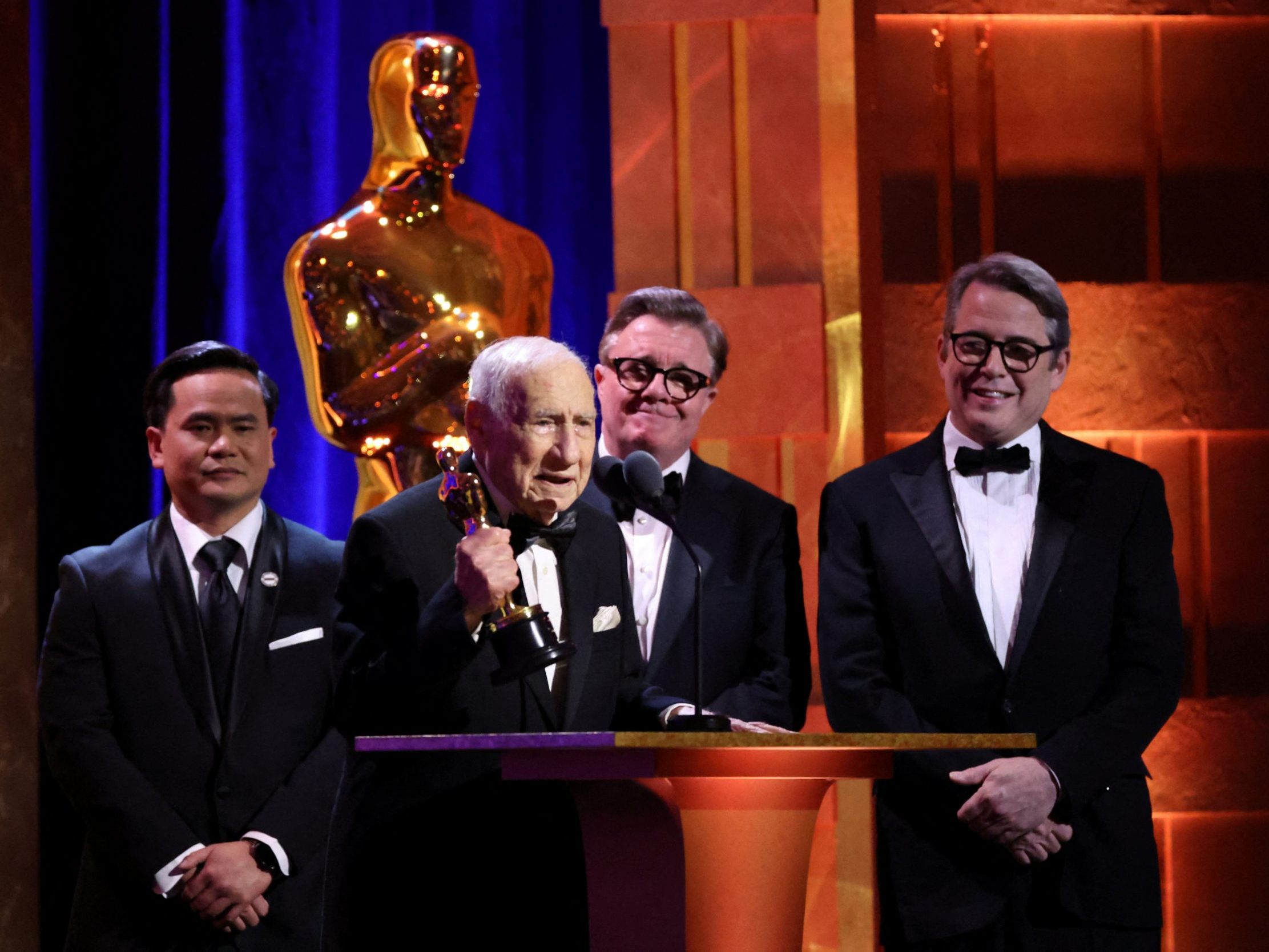 Komiker-Legende Mel Brooks erhielt einen Ehren-Oscar. Komiker-Legende Mel Brooks erhielt einen Ehren-Oscar.