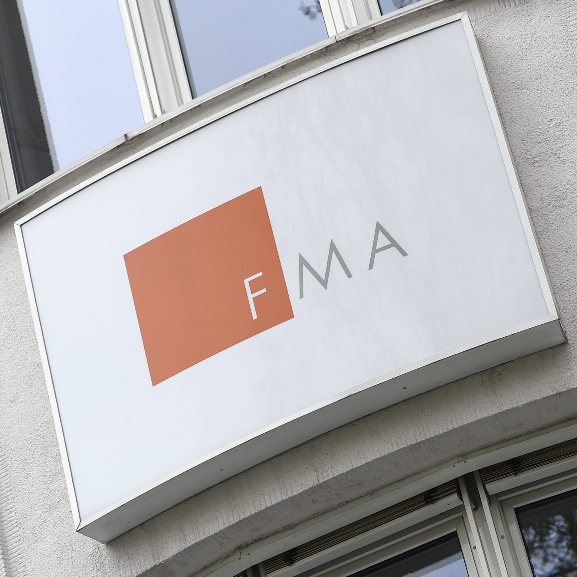 Die FMA untersagt der Euram-Bank das Neugeschäft.