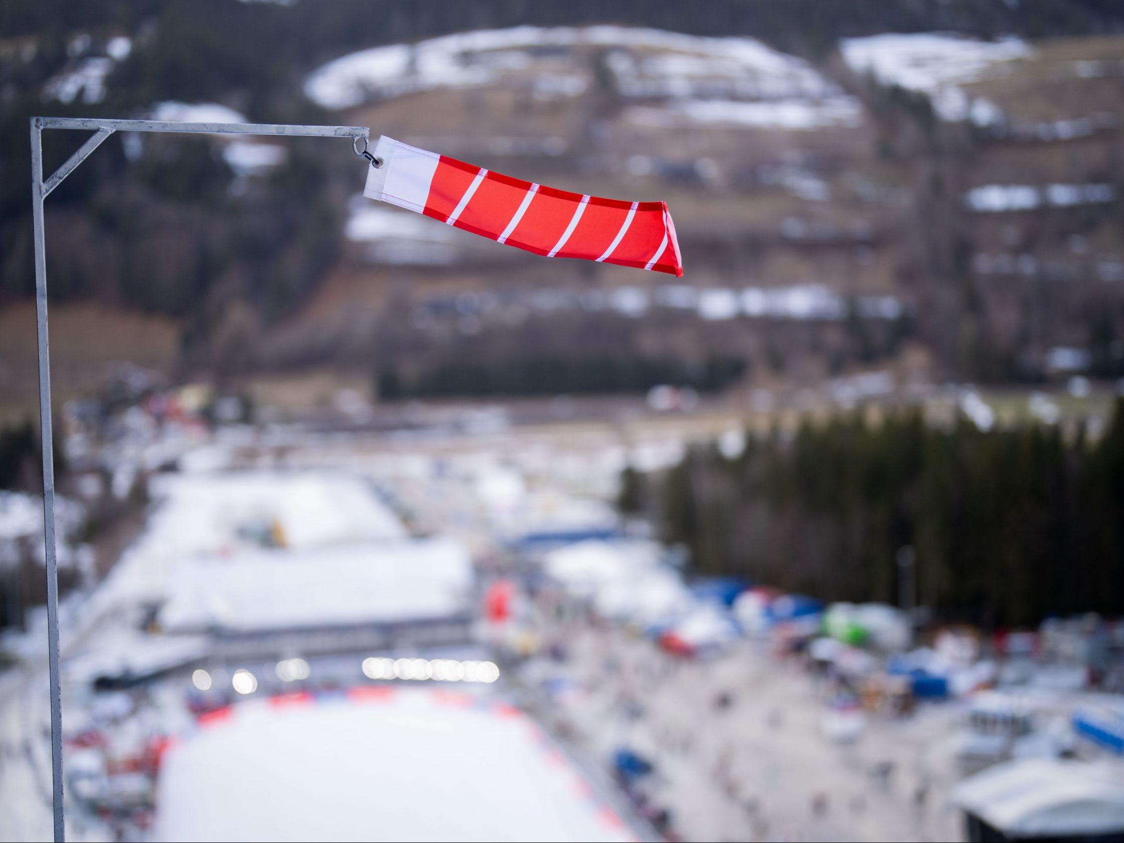 Wind vereitelte den Auftakt der Skiflug-WM.