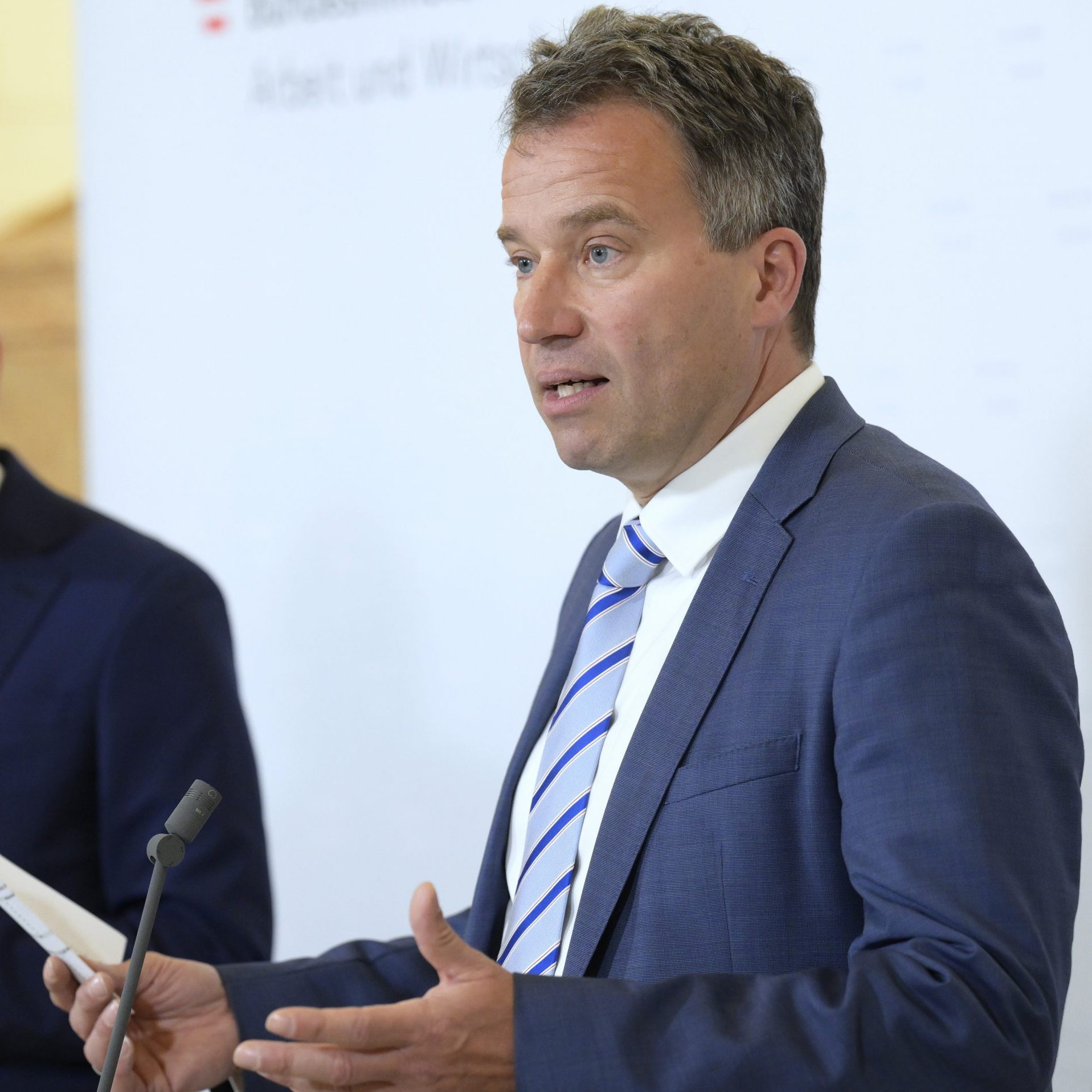 AMS-Chef Kopf prognostiziert eine Herausfordernde Situation am Arbeitsmarkt.