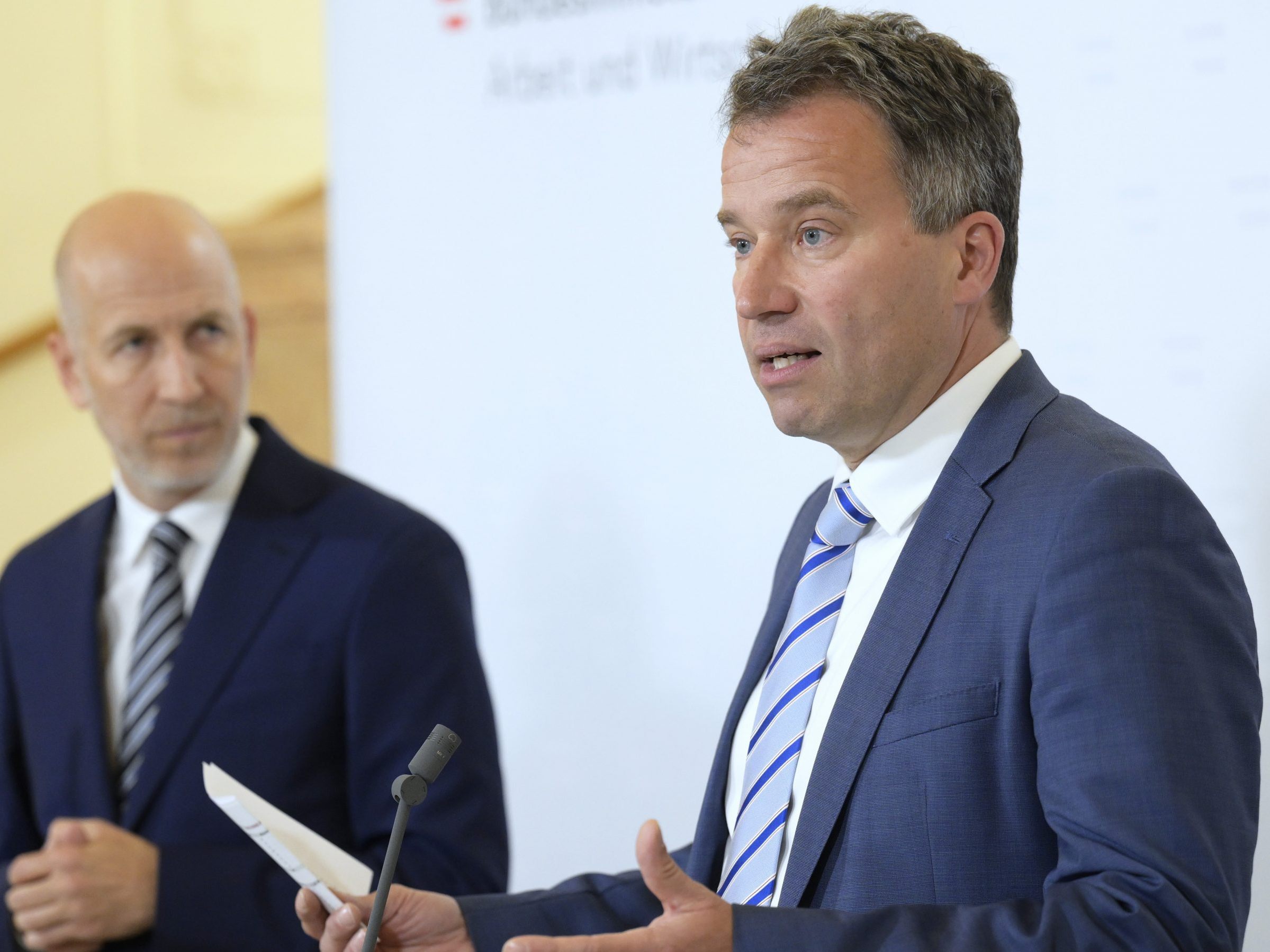 AMS-Chef Kopf prognostiziert eine Herausfordernde Situation am Arbeitsmarkt.