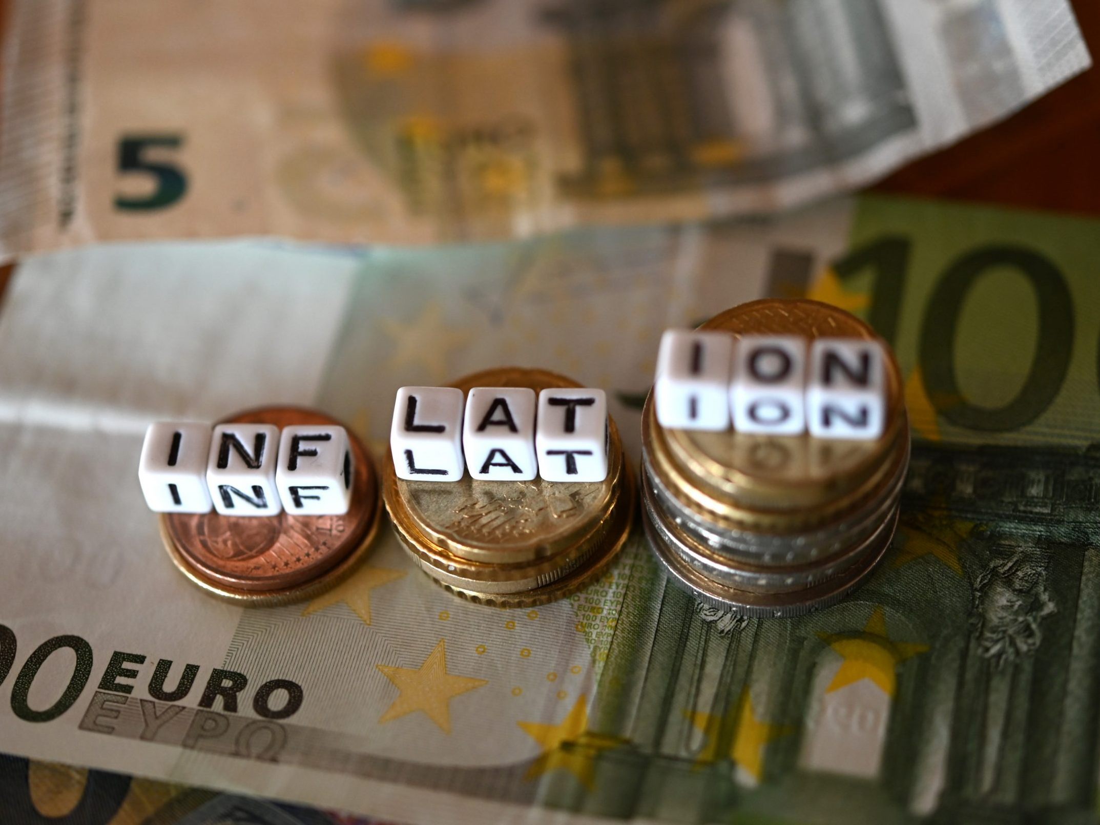 Die Inflation ist im Dezember auf 5,6 Prozent gestiegen.