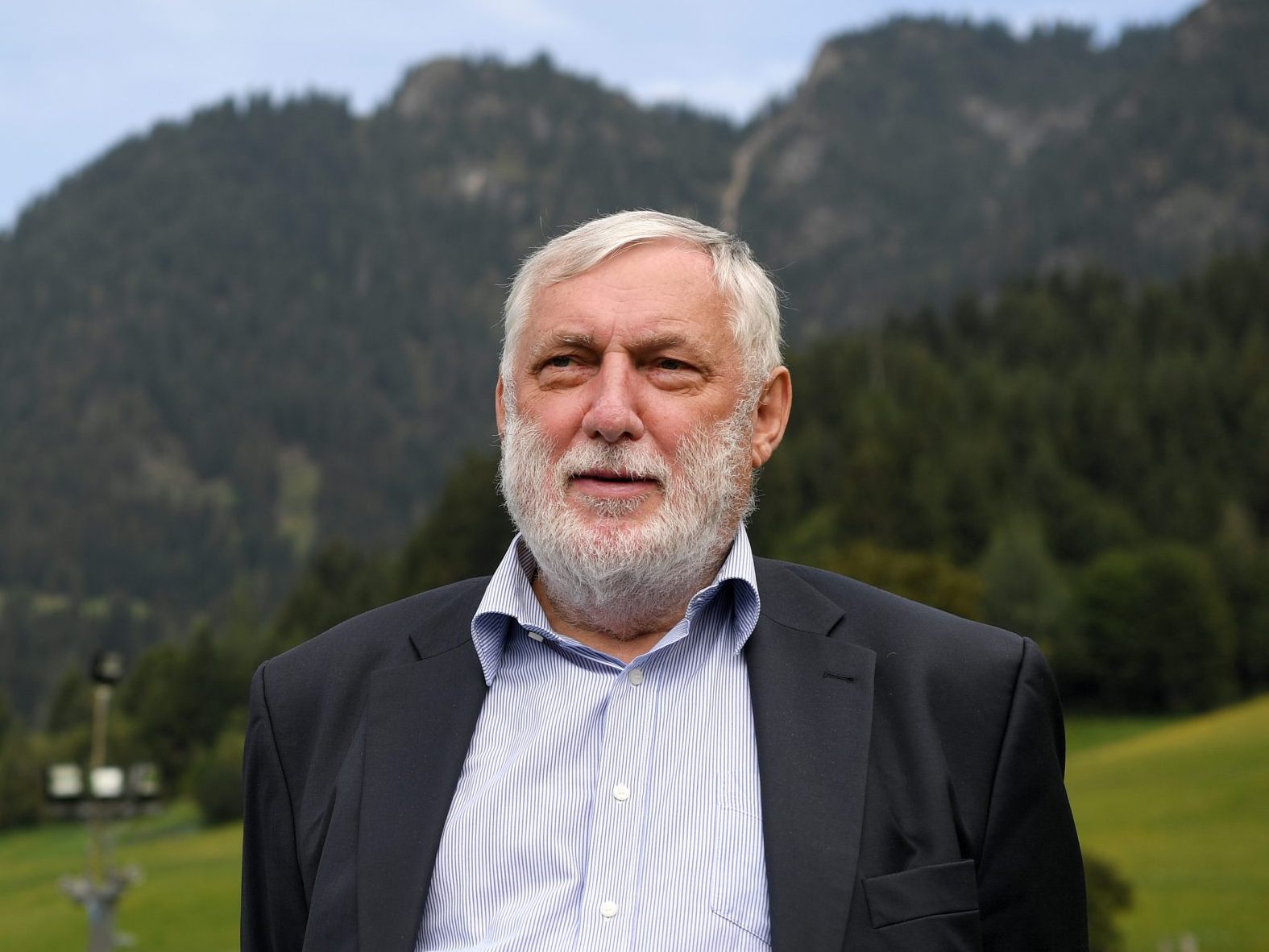 Fischler ist für eine Verkleinerung der EU-Kommission. Fischler ist für eine Verkleinerung der EU-Kommission.