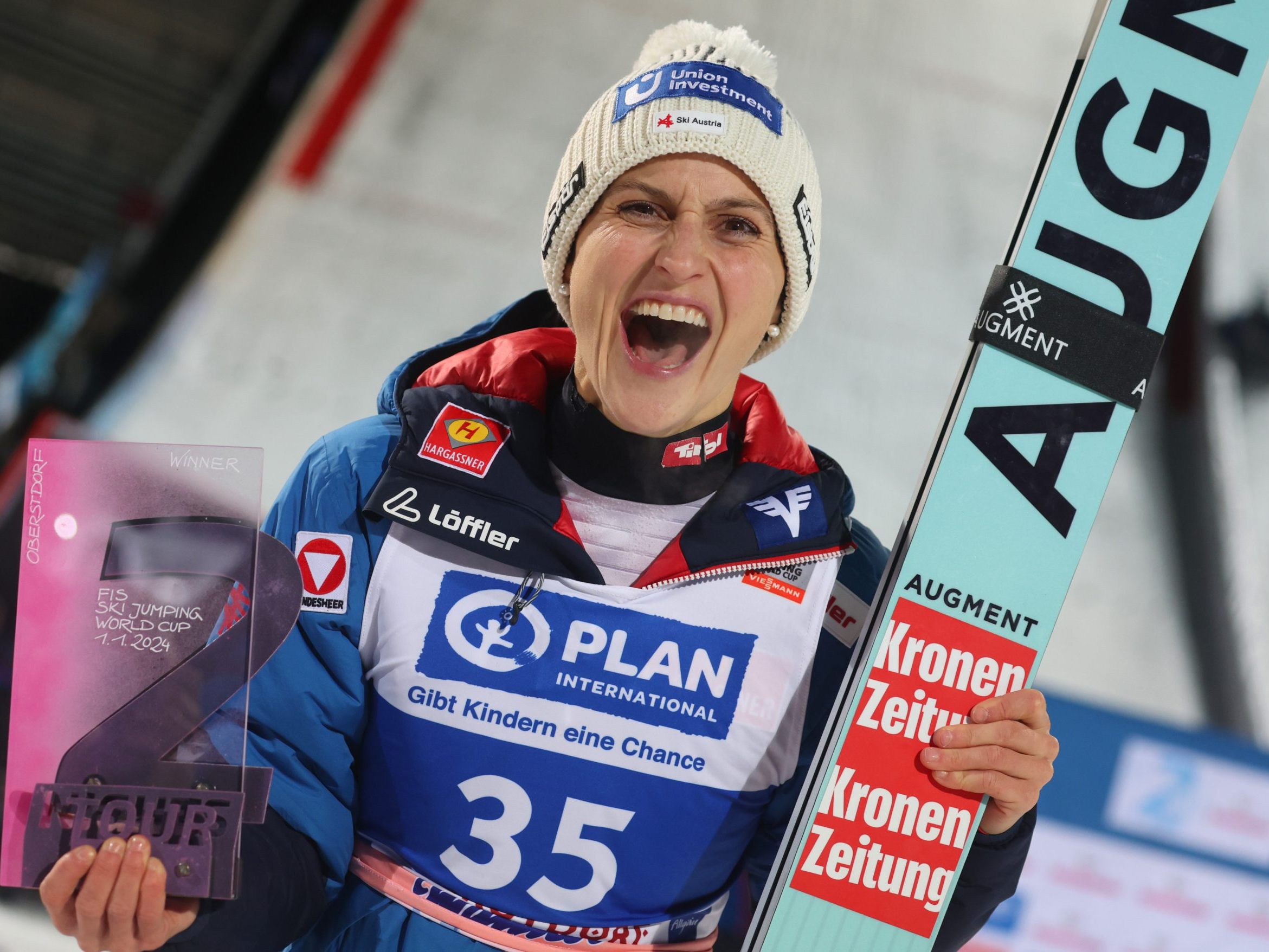 Zwei Weltcup-Springen am Mittwoch und Donnerstag - Pinkelnig kommt mit Sieg im Gepäck Zwei Weltcup-Springen am Mittwoch und Donnerstag - Pinkelnig kommt mit Sieg im Gepäck